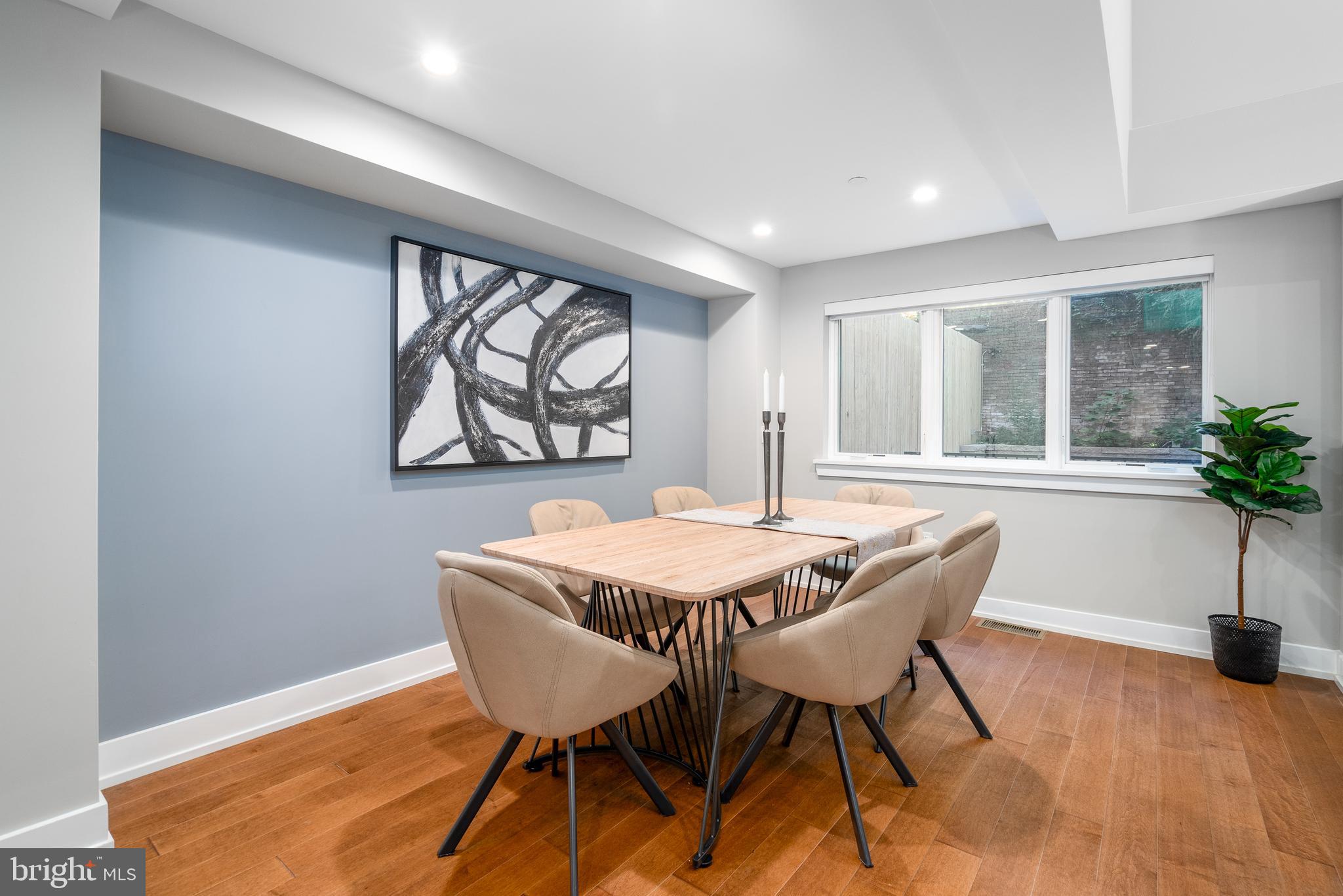 262 S 16TH STREET 2