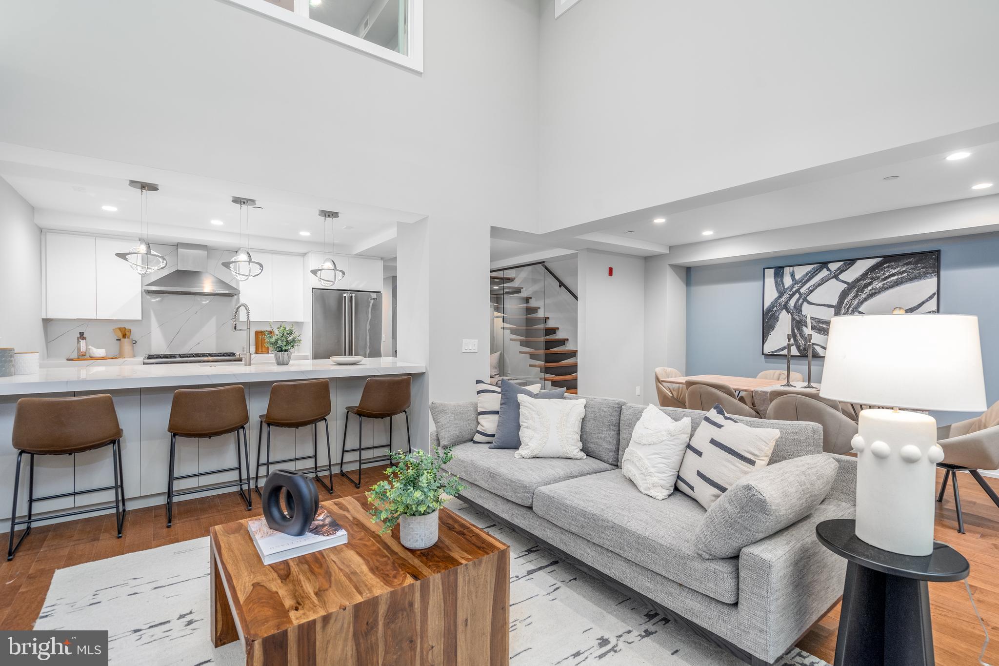 262 S 16TH STREET 2