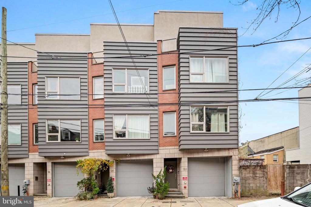 120 ELLSWORTH STREET