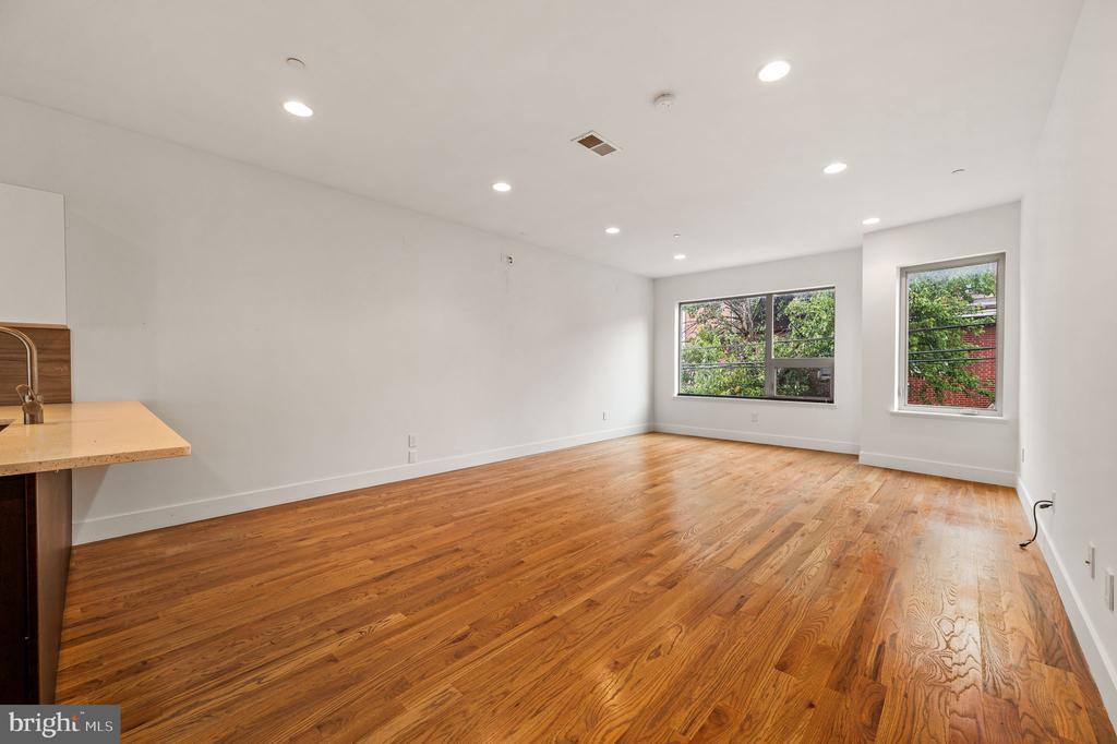120 ELLSWORTH STREET