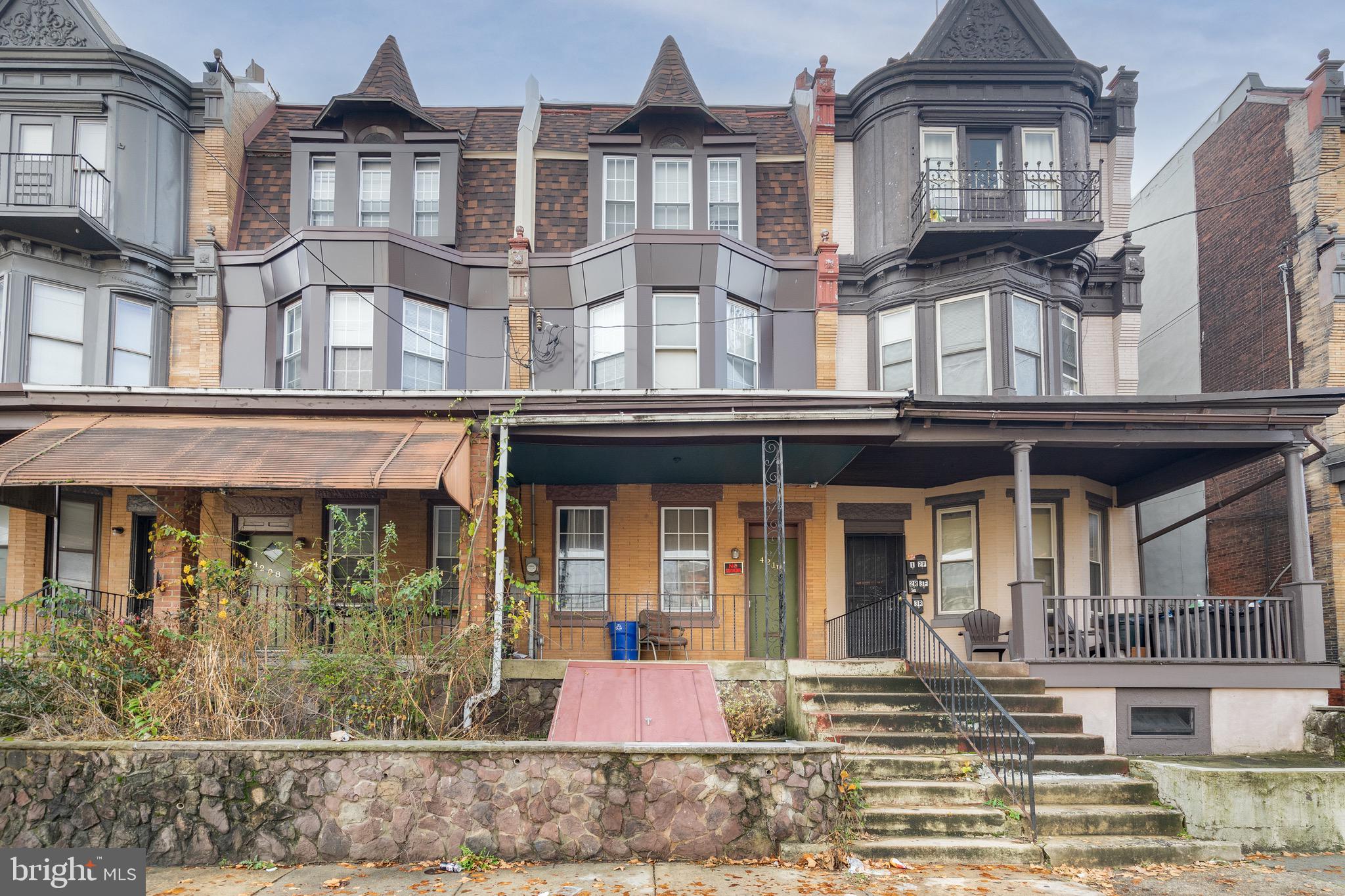 4210 W GIRARD AVENUE