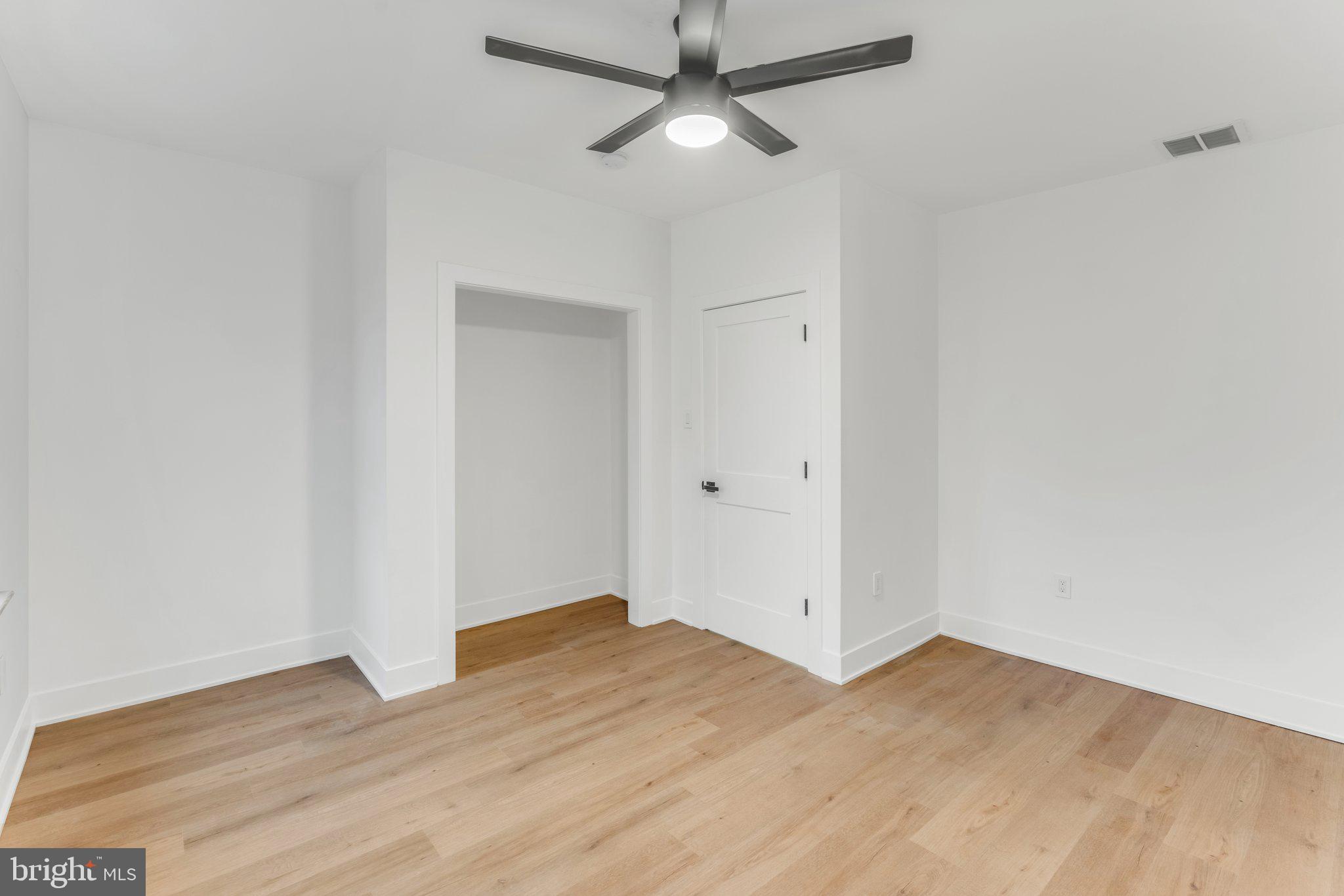 215 W PENN STREET