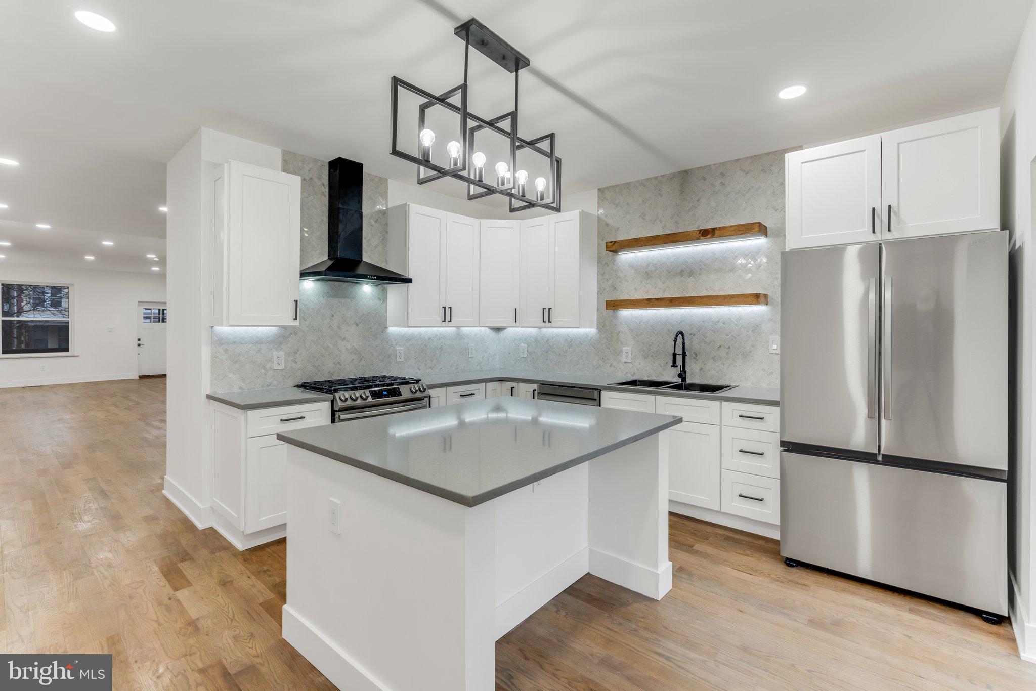 215 W PENN STREET