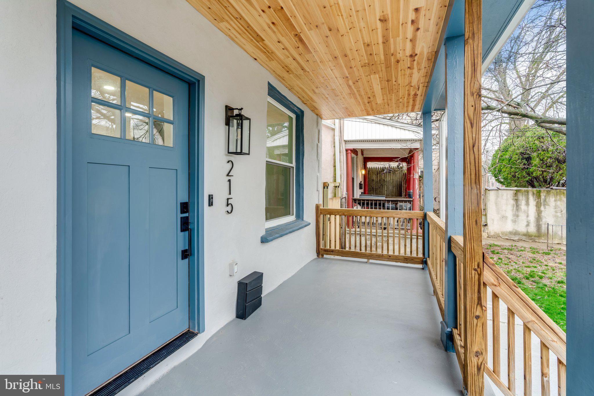 215 W PENN STREET