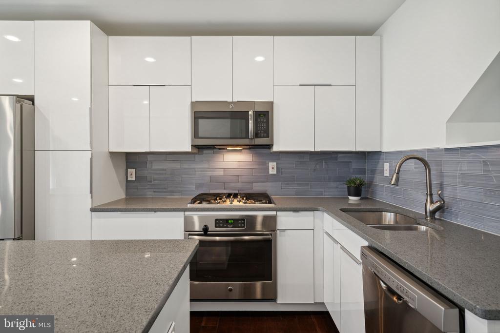 850 N 4TH STREET D
