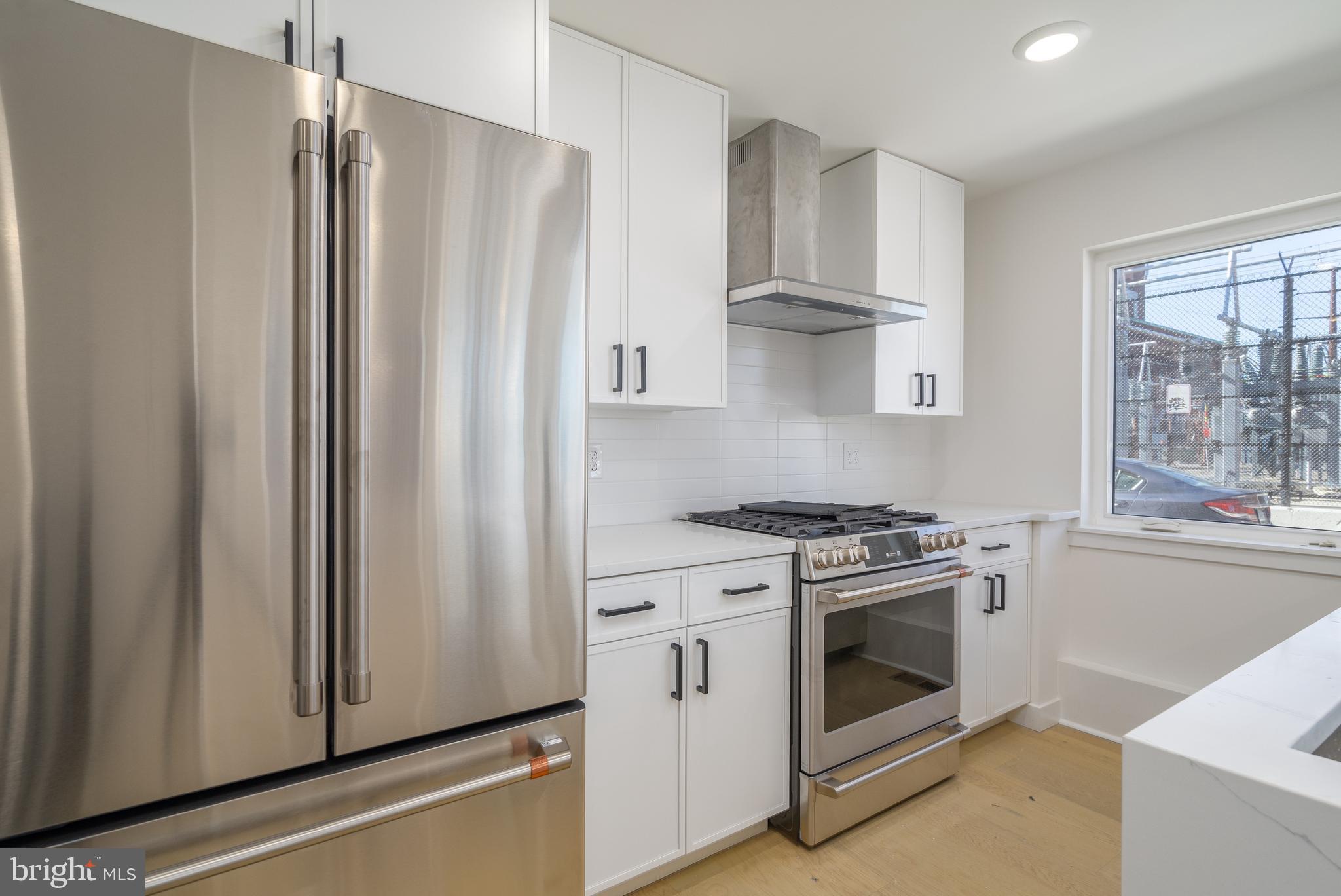 2628 WEBSTER STREET 32 3