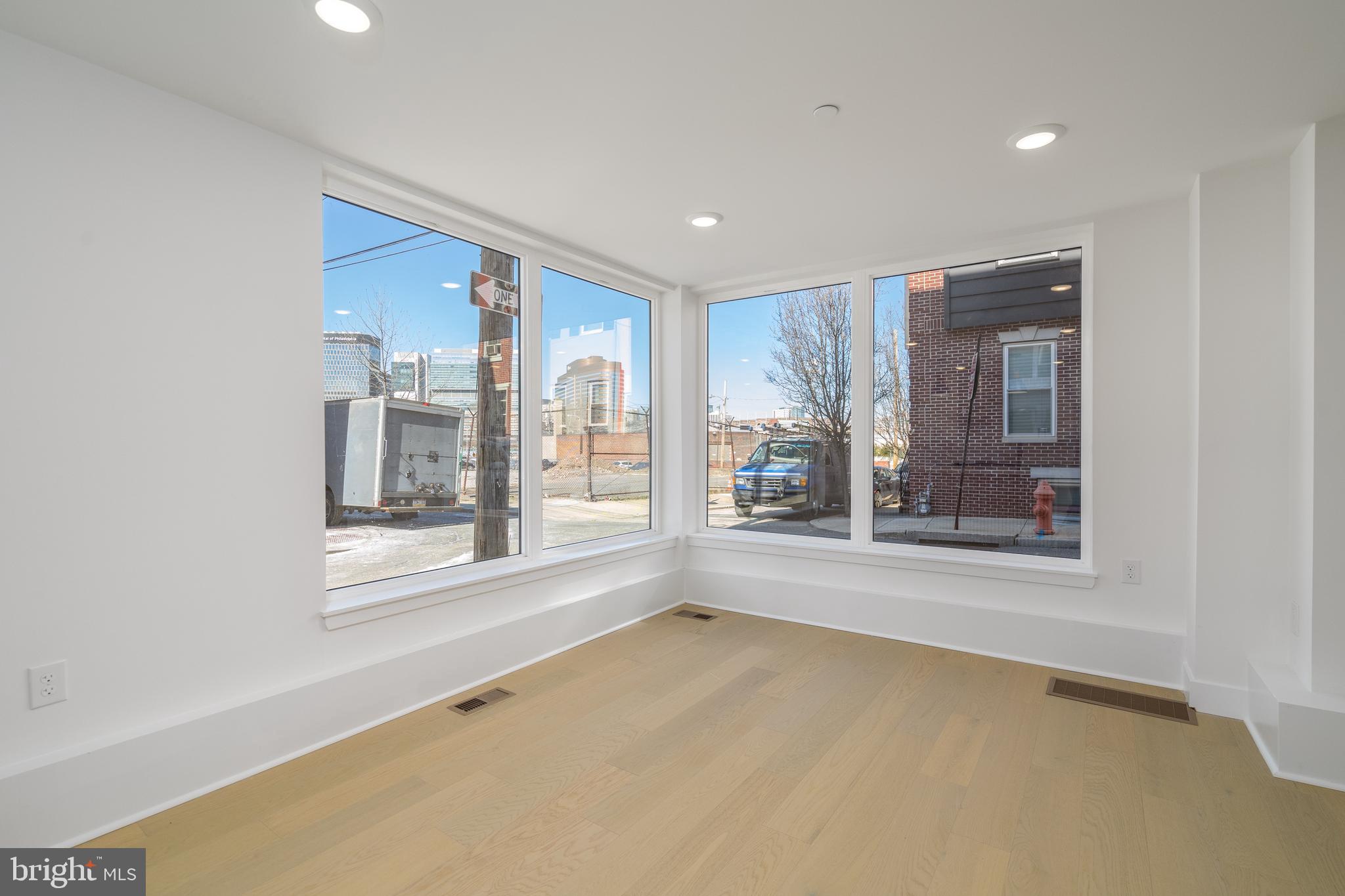 2628 WEBSTER STREET 32 3