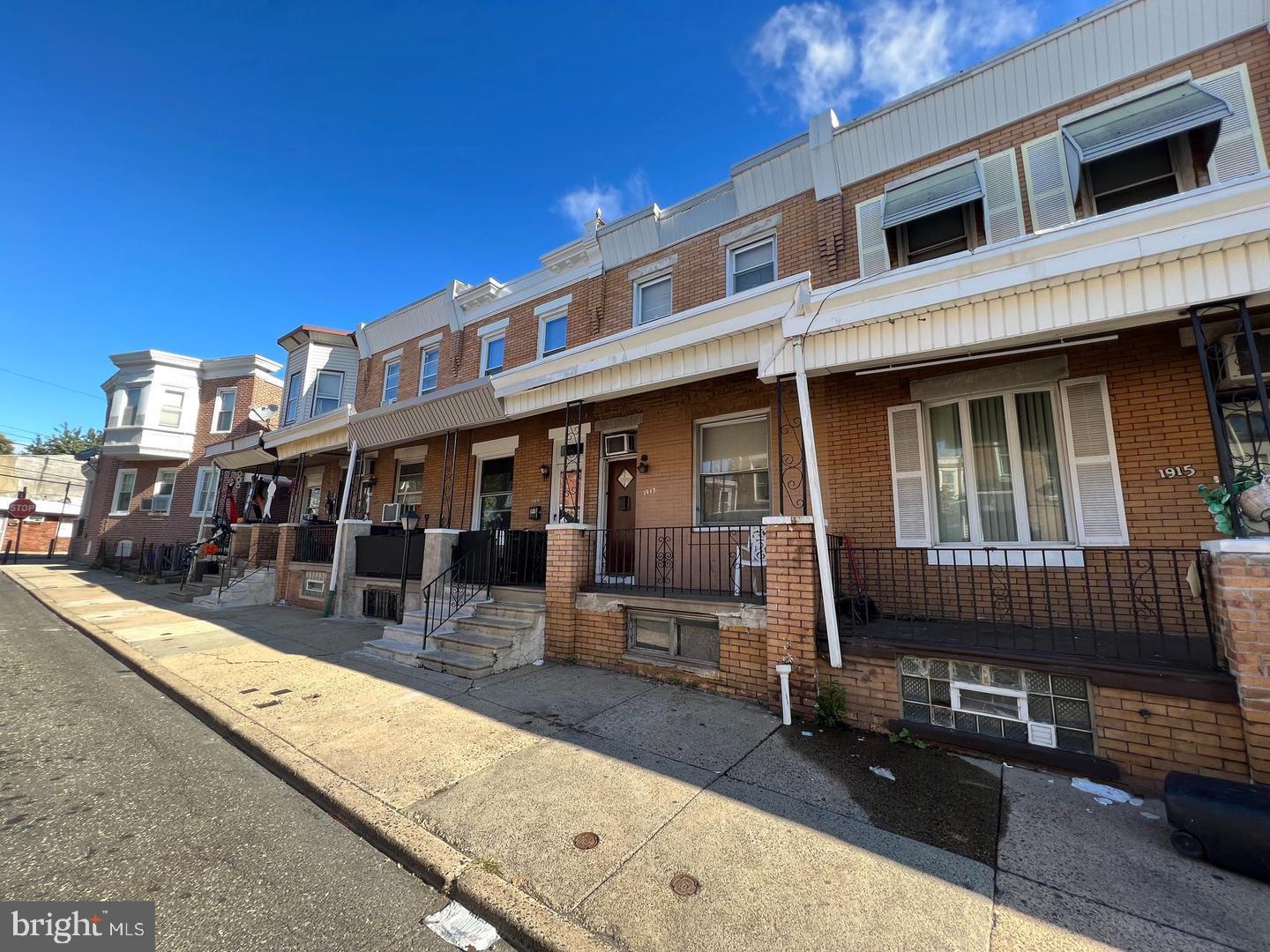 1915 BRIGGS STREET