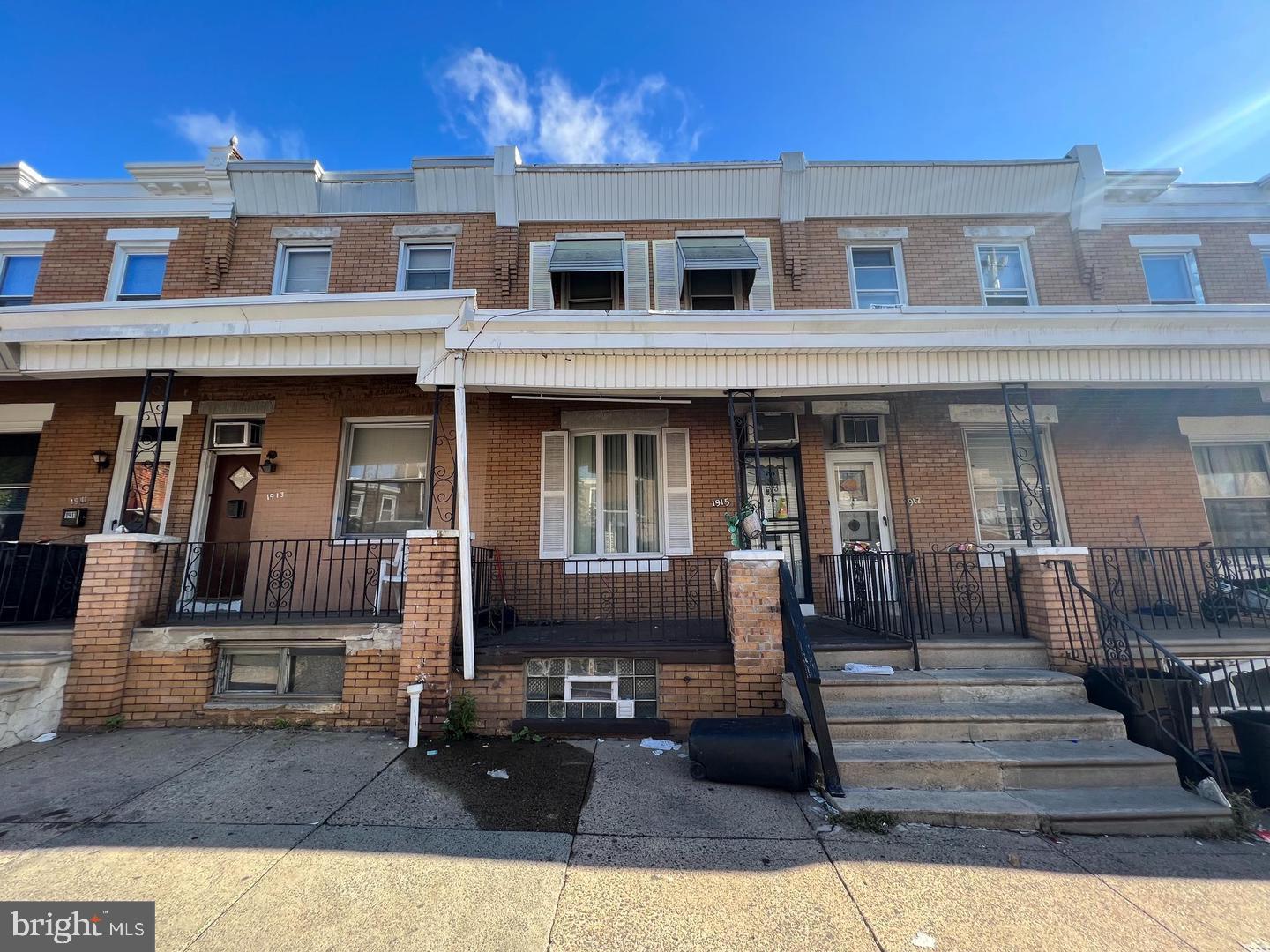 1915 BRIGGS STREET