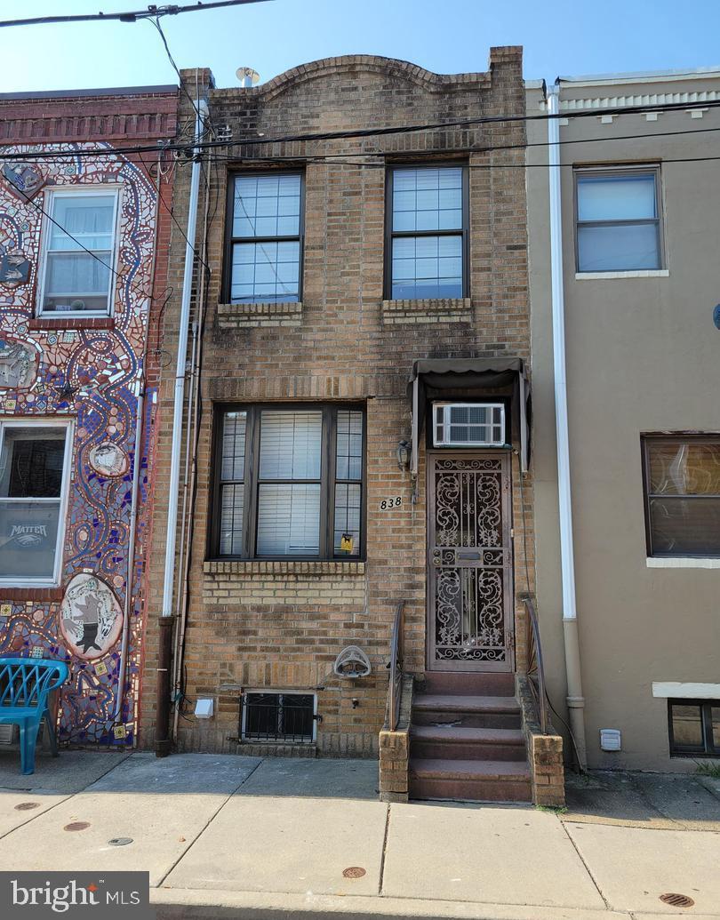838 SEARS STREET