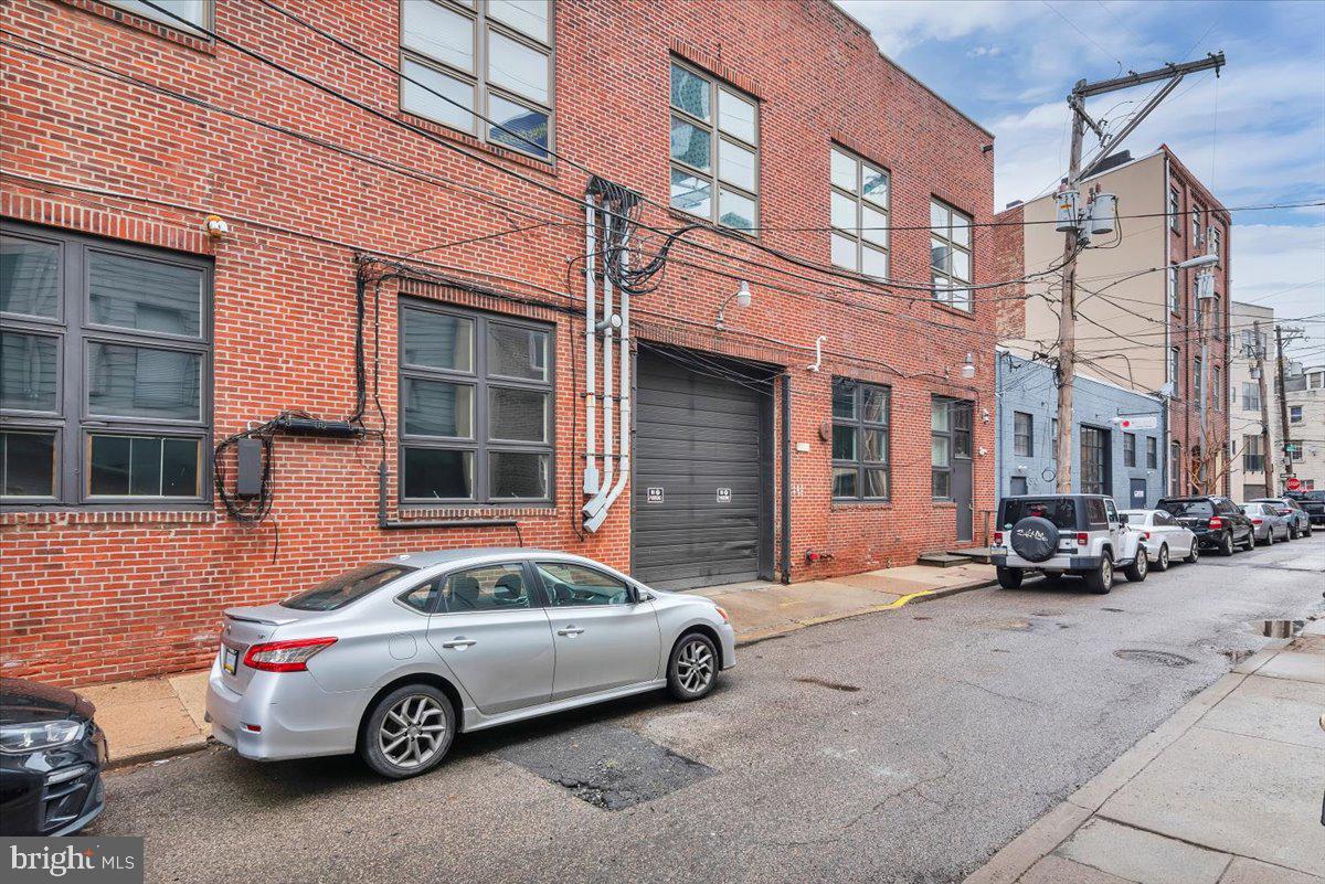 810 N HANCOCK STREET 7