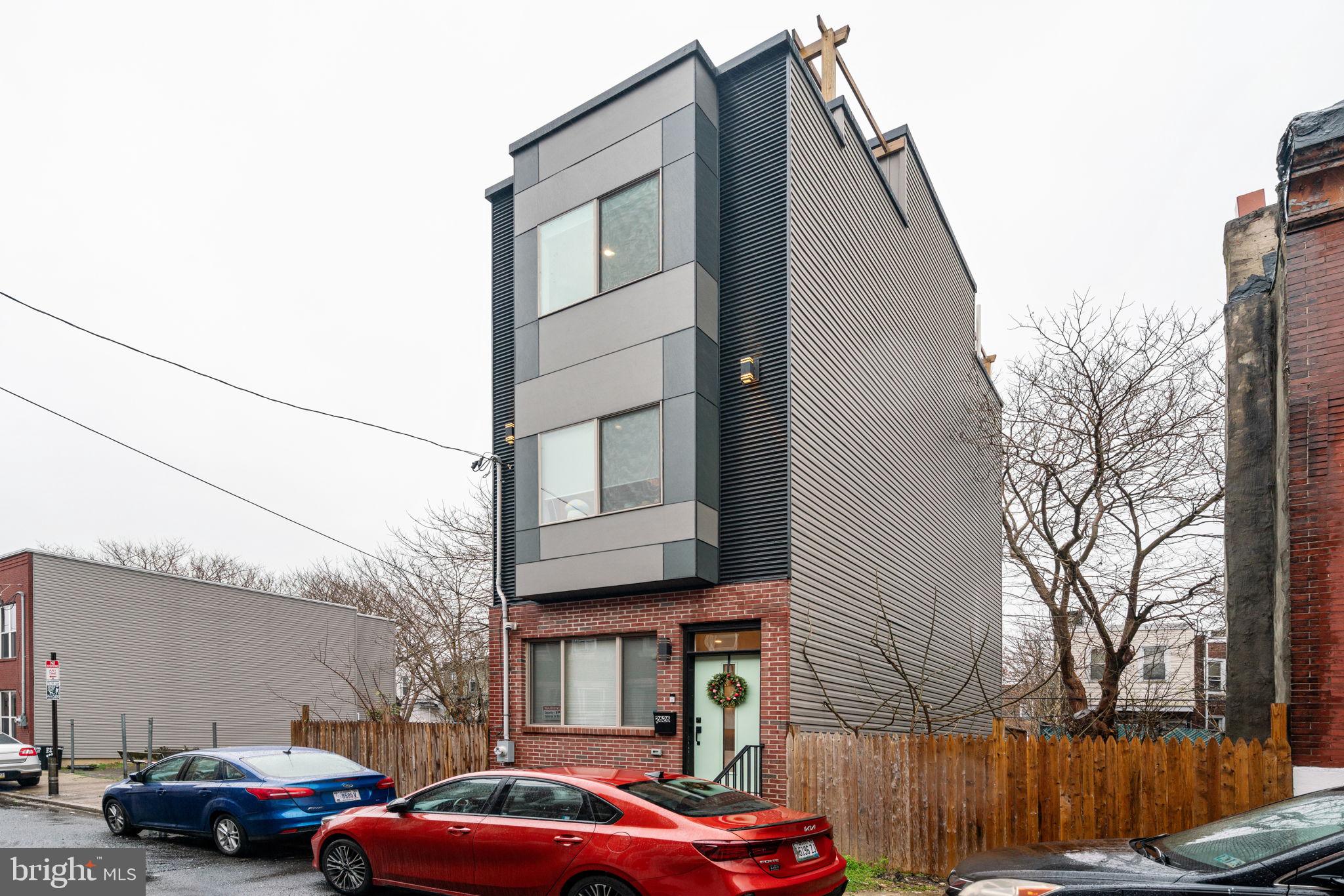 2626 EARP STREET
