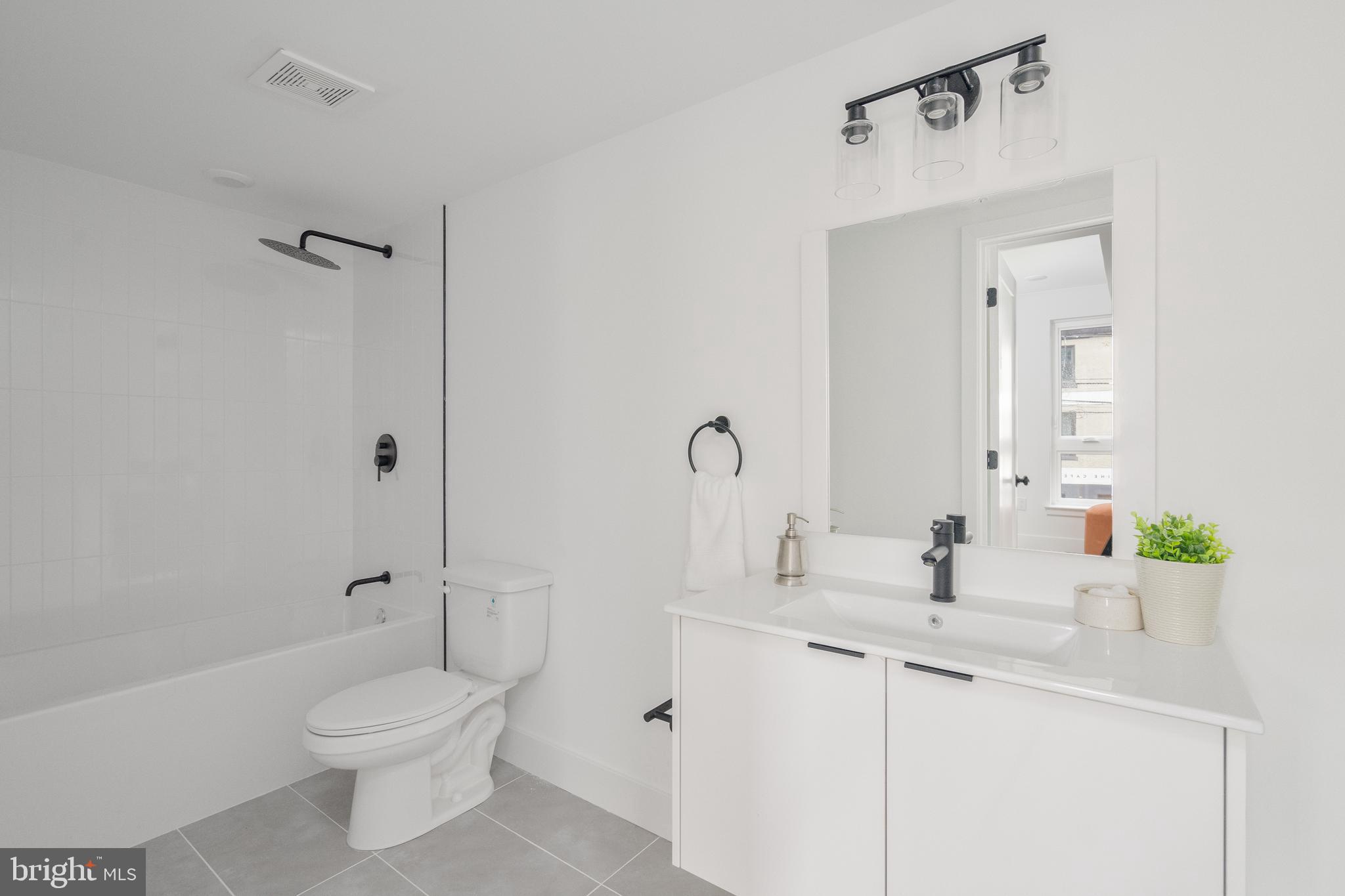 1540 FRANKFORD AVENUE 2D
