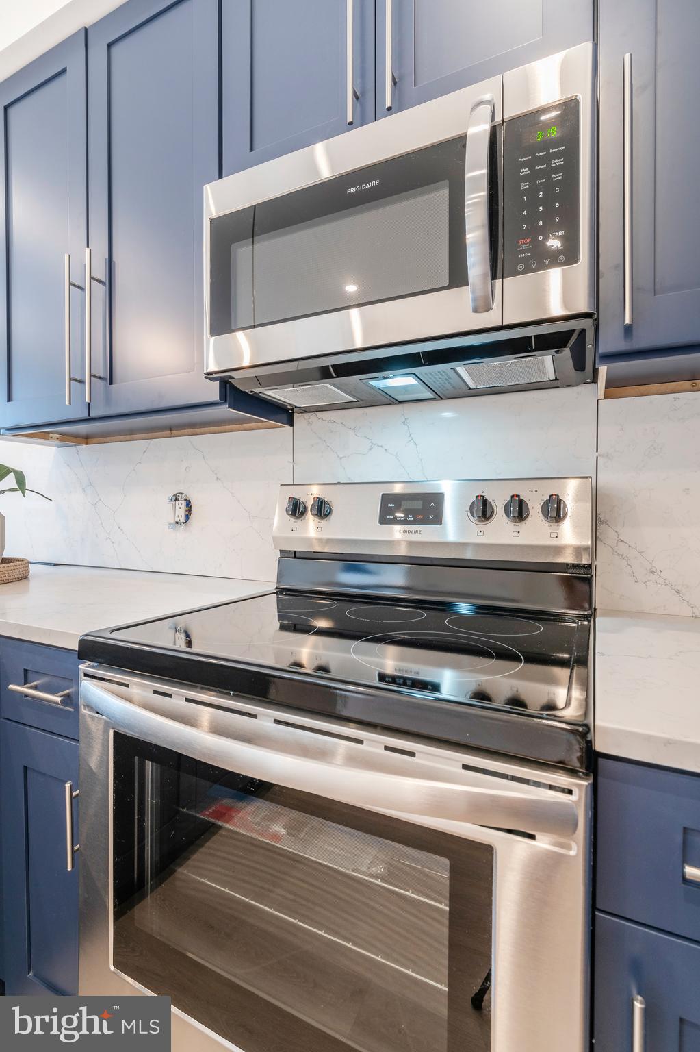 4550 MITCHELL STREET 407