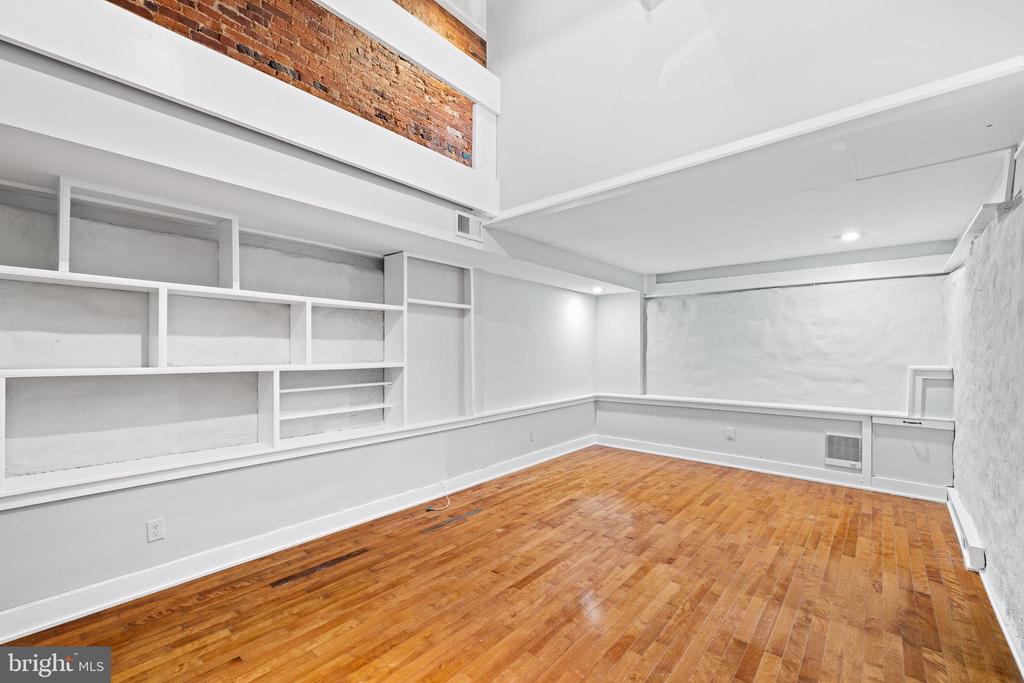 234 MONROE STREET A