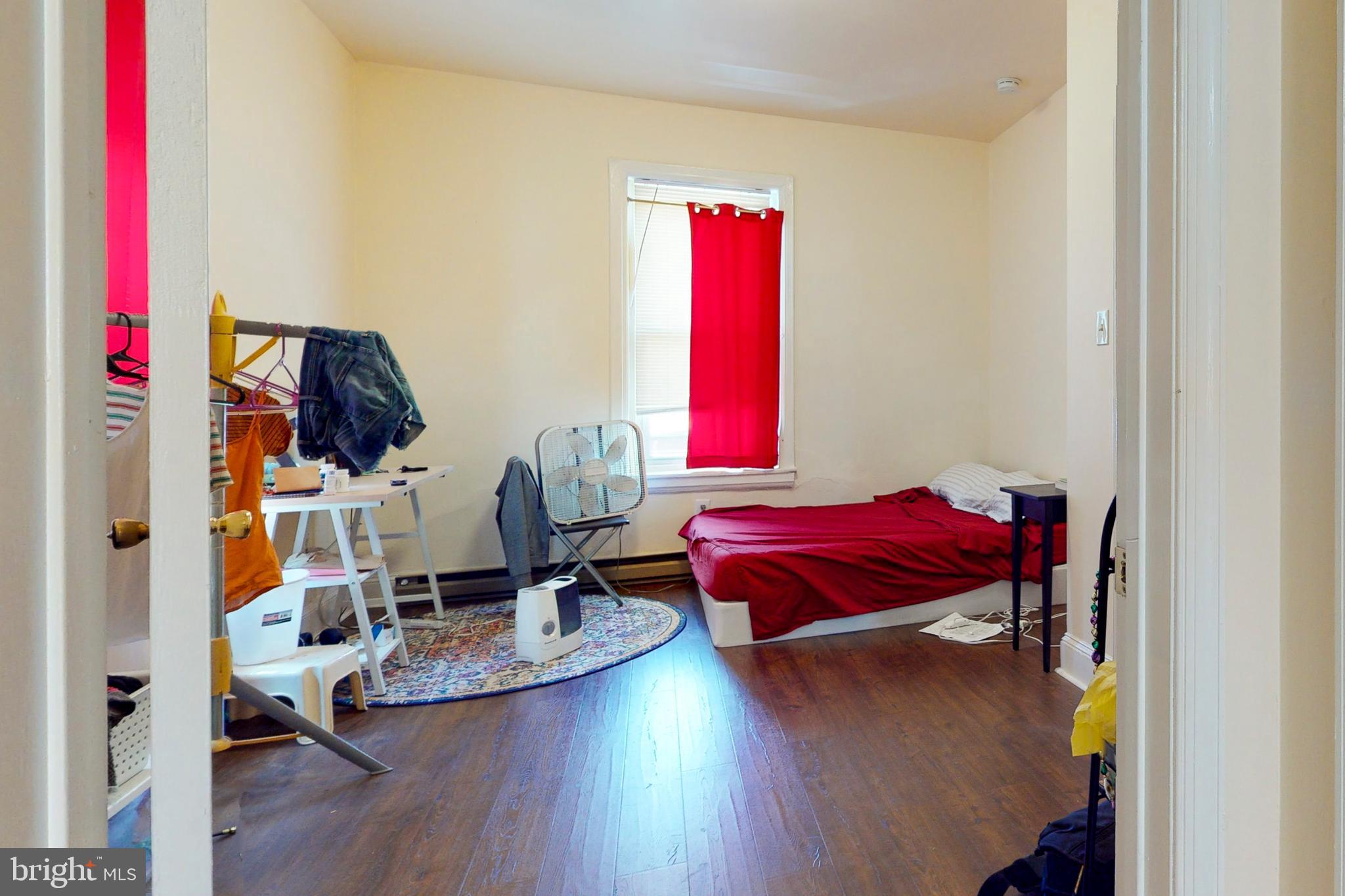 804 CORINTHIAN AVENUE