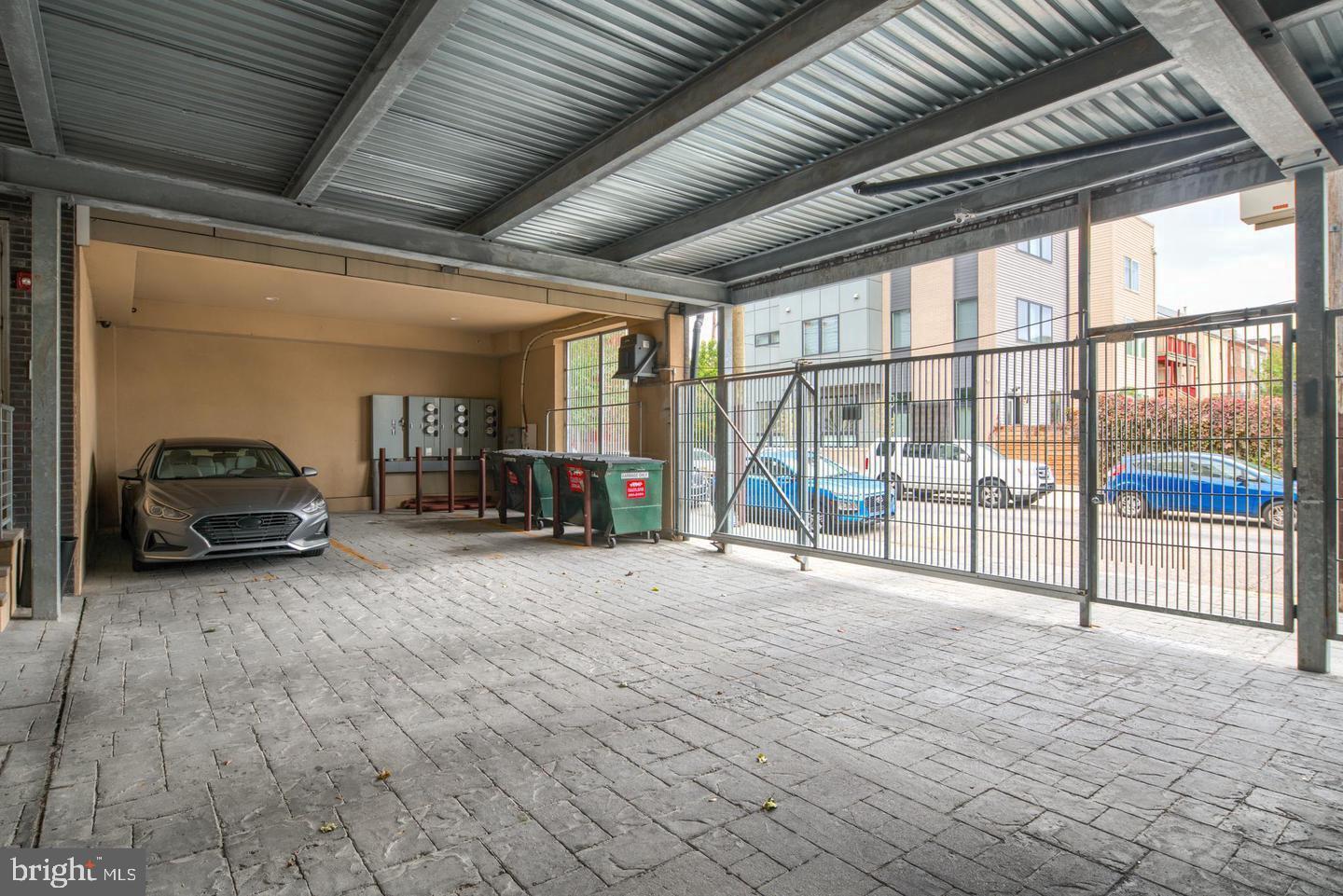 1535 N PHILIP STREET 39 14