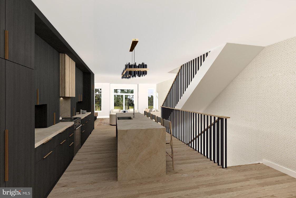 2815 S HUTCHINSON STREET