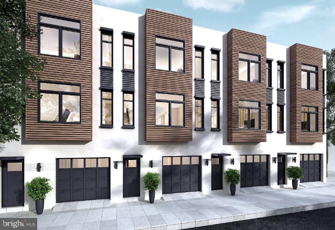 2815 S HUTCHINSON STREET