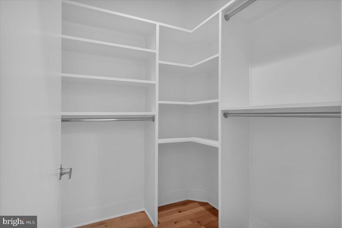 1643 S 5TH STREET