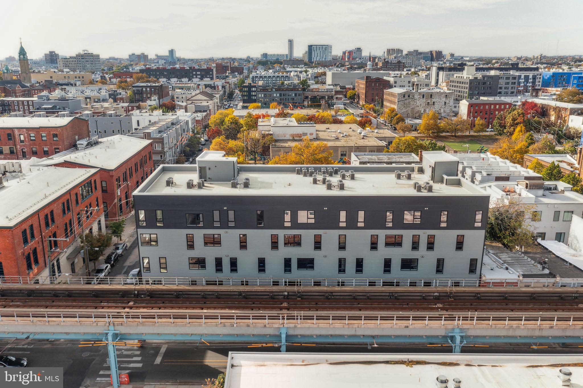 101 W OXFORD STREET 201