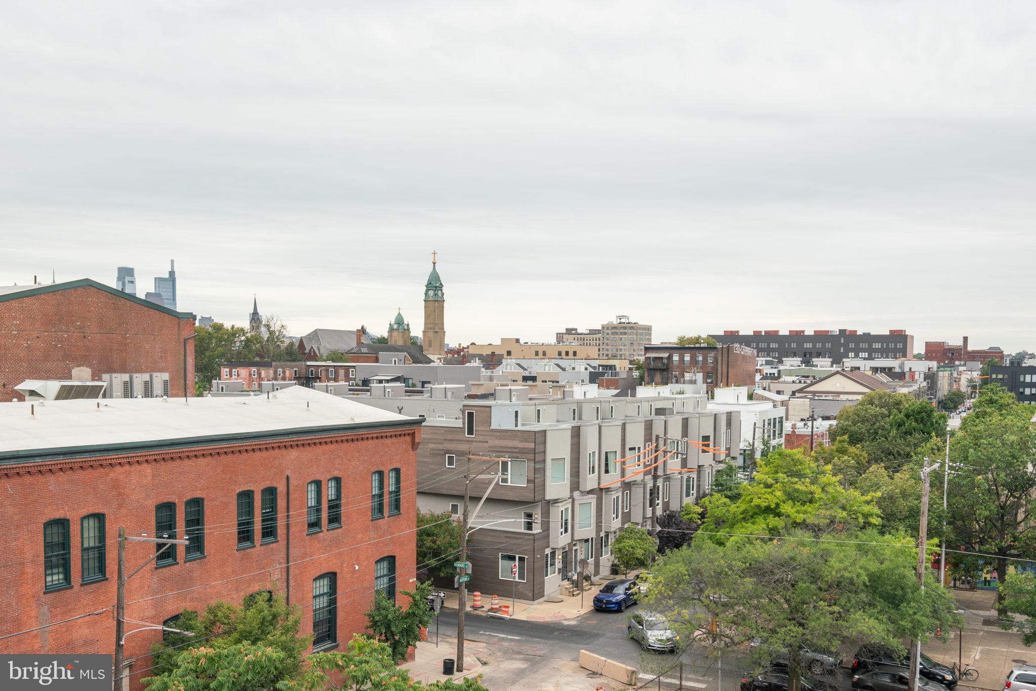 101 W OXFORD STREET 201