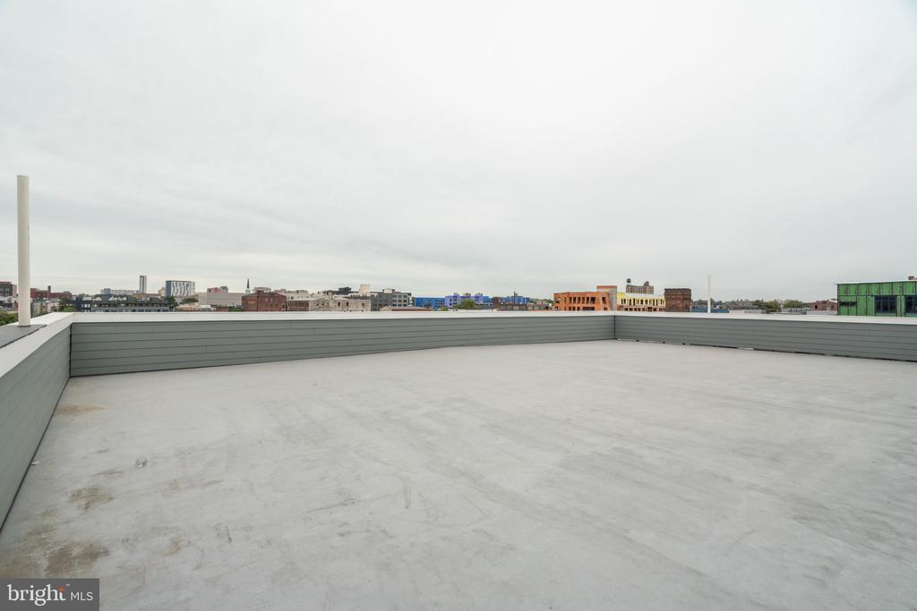 101 W OXFORD STREET 405