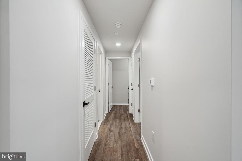 101 W OXFORD STREET 405