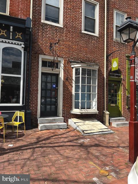412 S 2ND STREET 1ST FLR