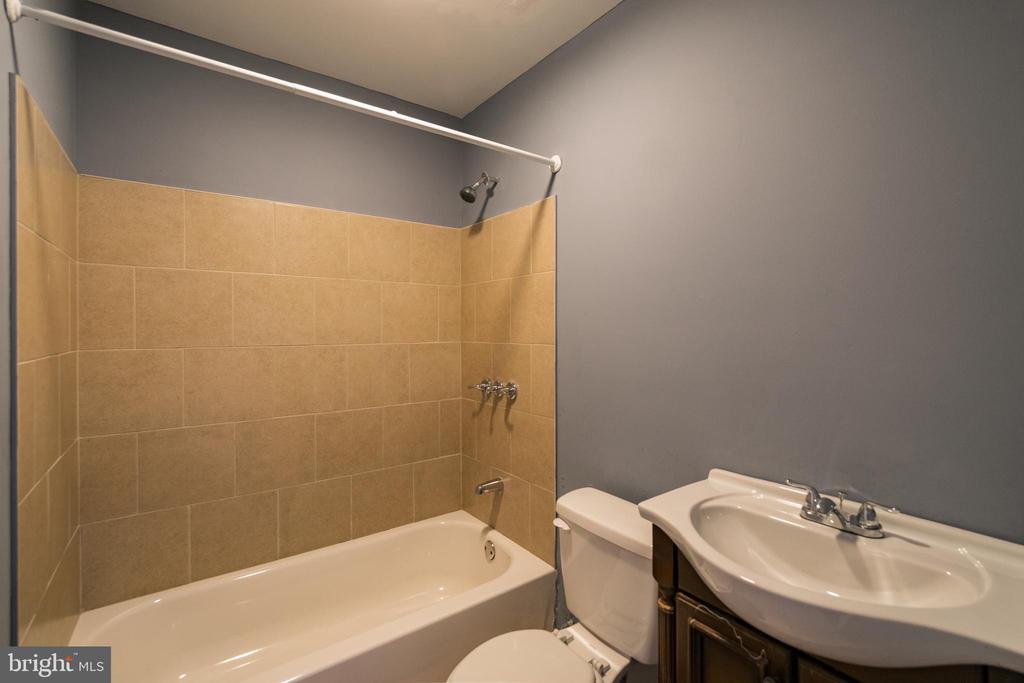 1833 S 22ND STREET UNIT 2