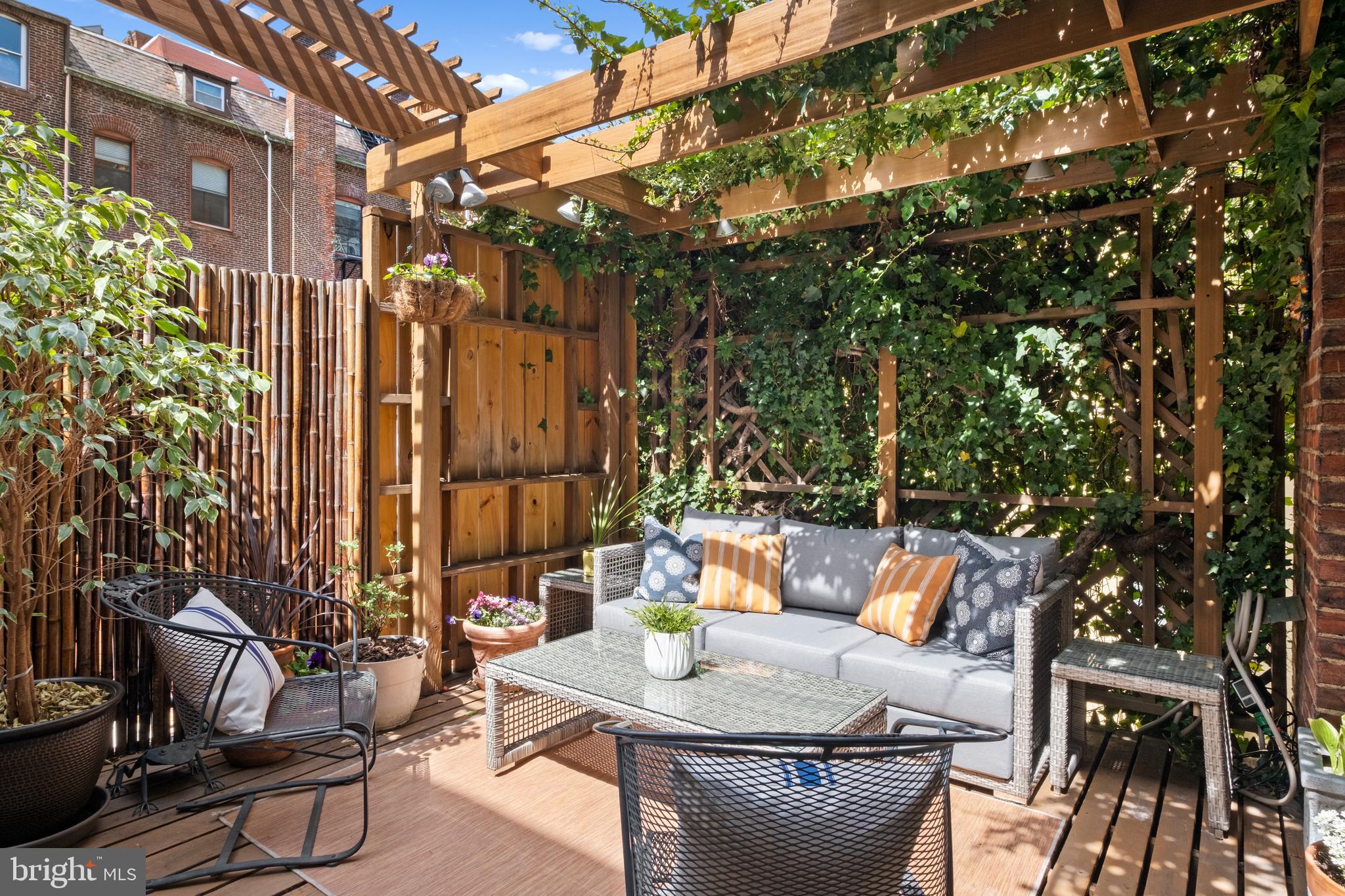 124 S VAN PELT STREET