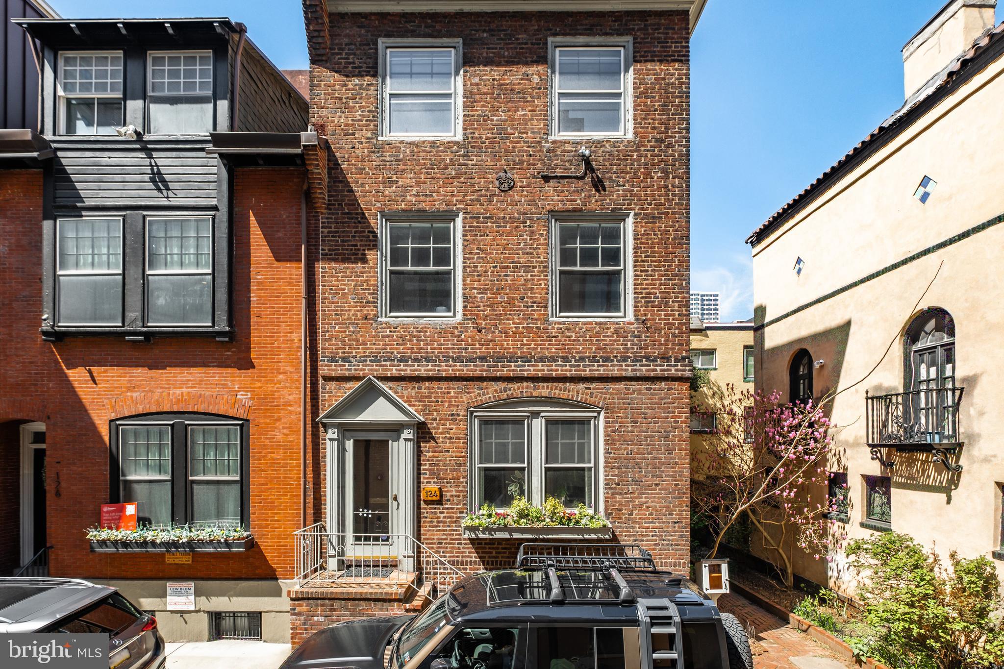 124 S VAN PELT STREET