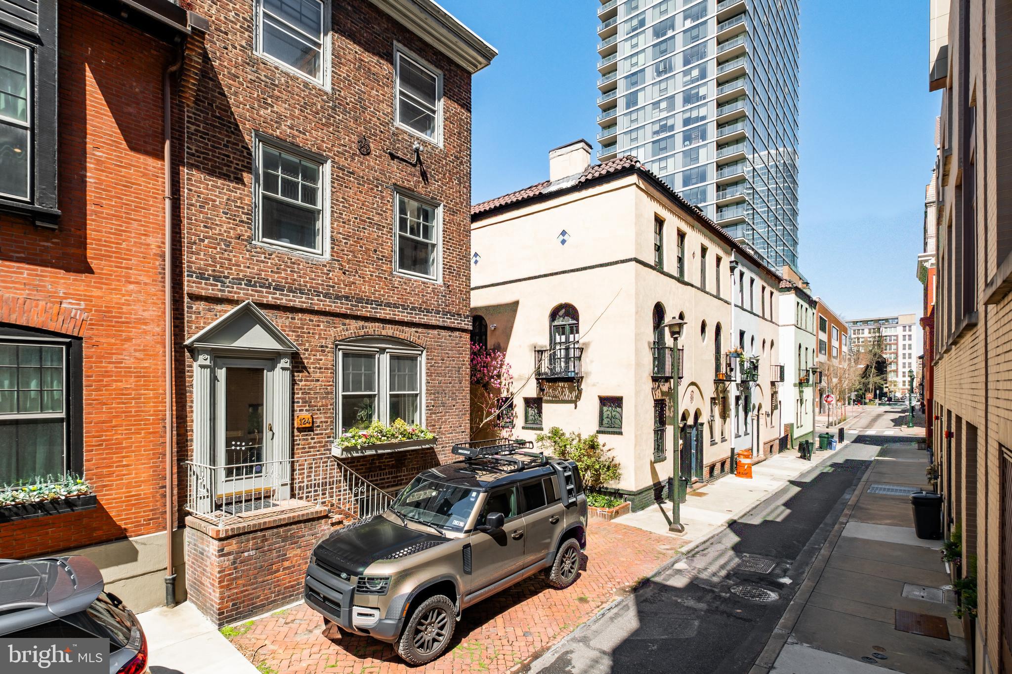 124 S VAN PELT STREET