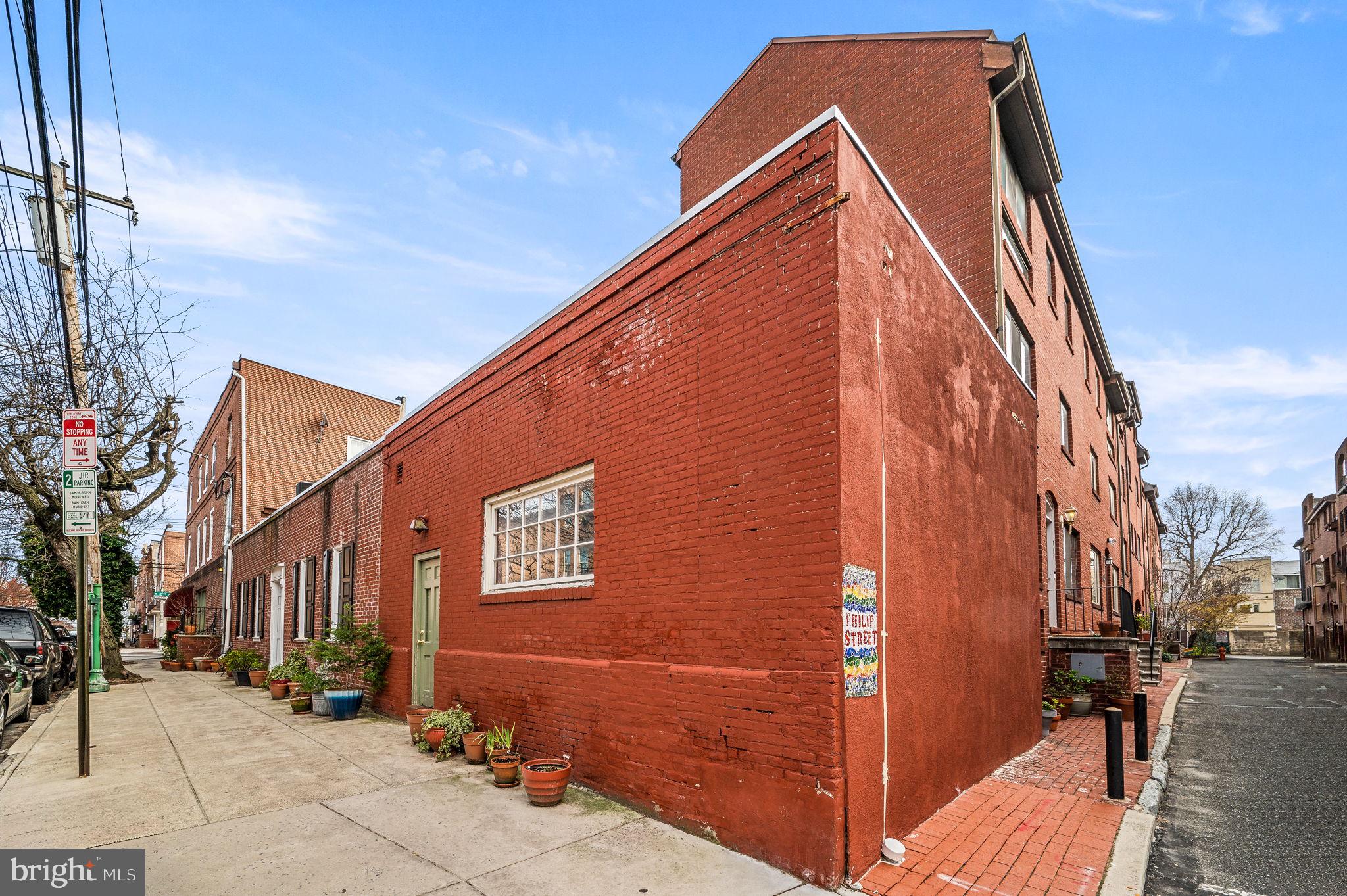 700 S 2ND STREET