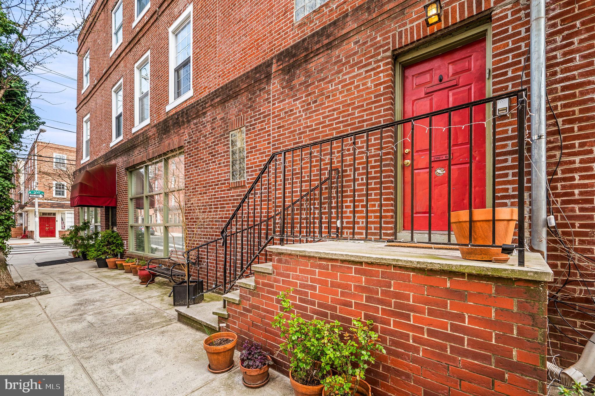 700 S 2ND STREET