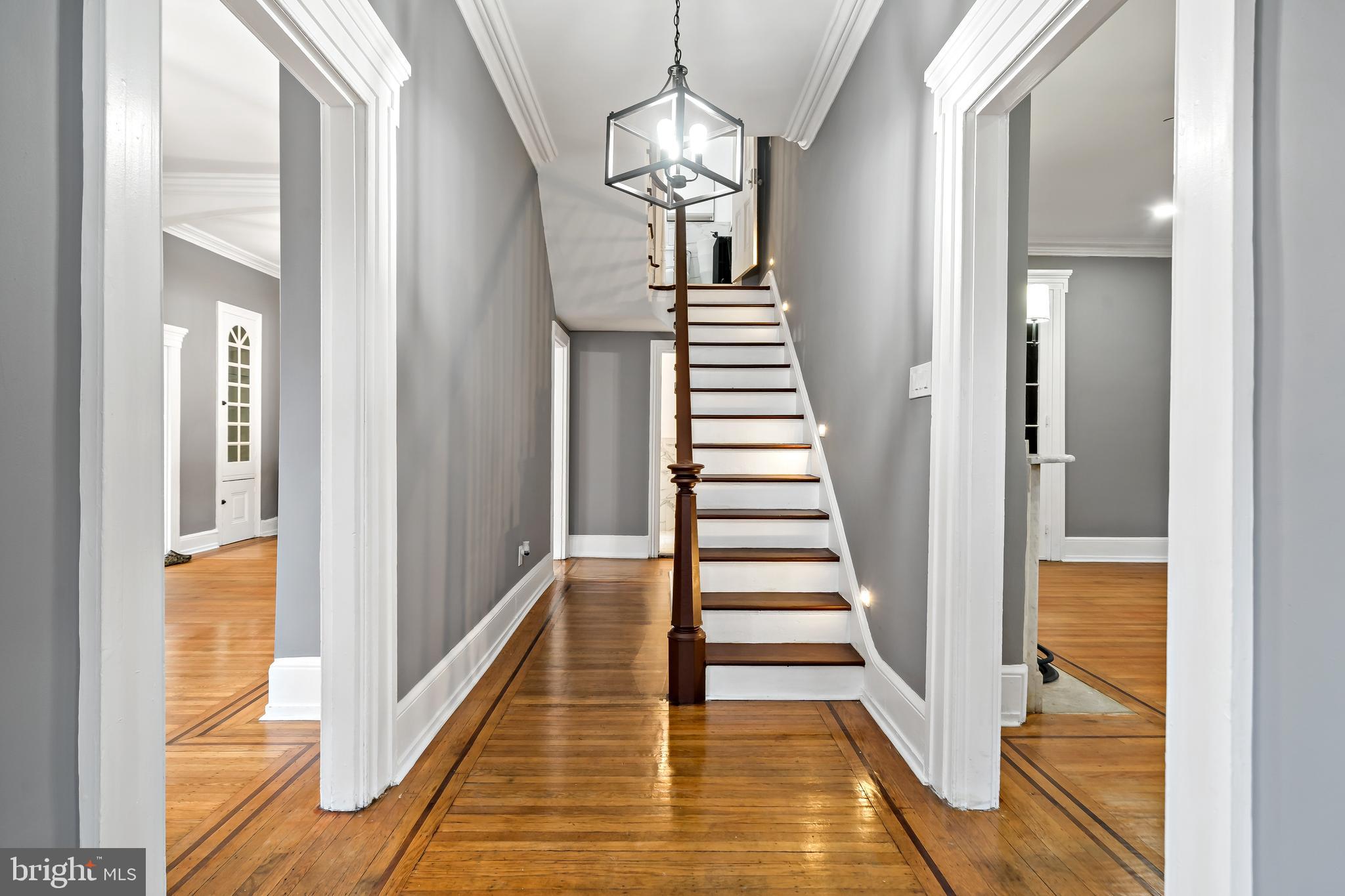 458 E LOCUST AVENUE