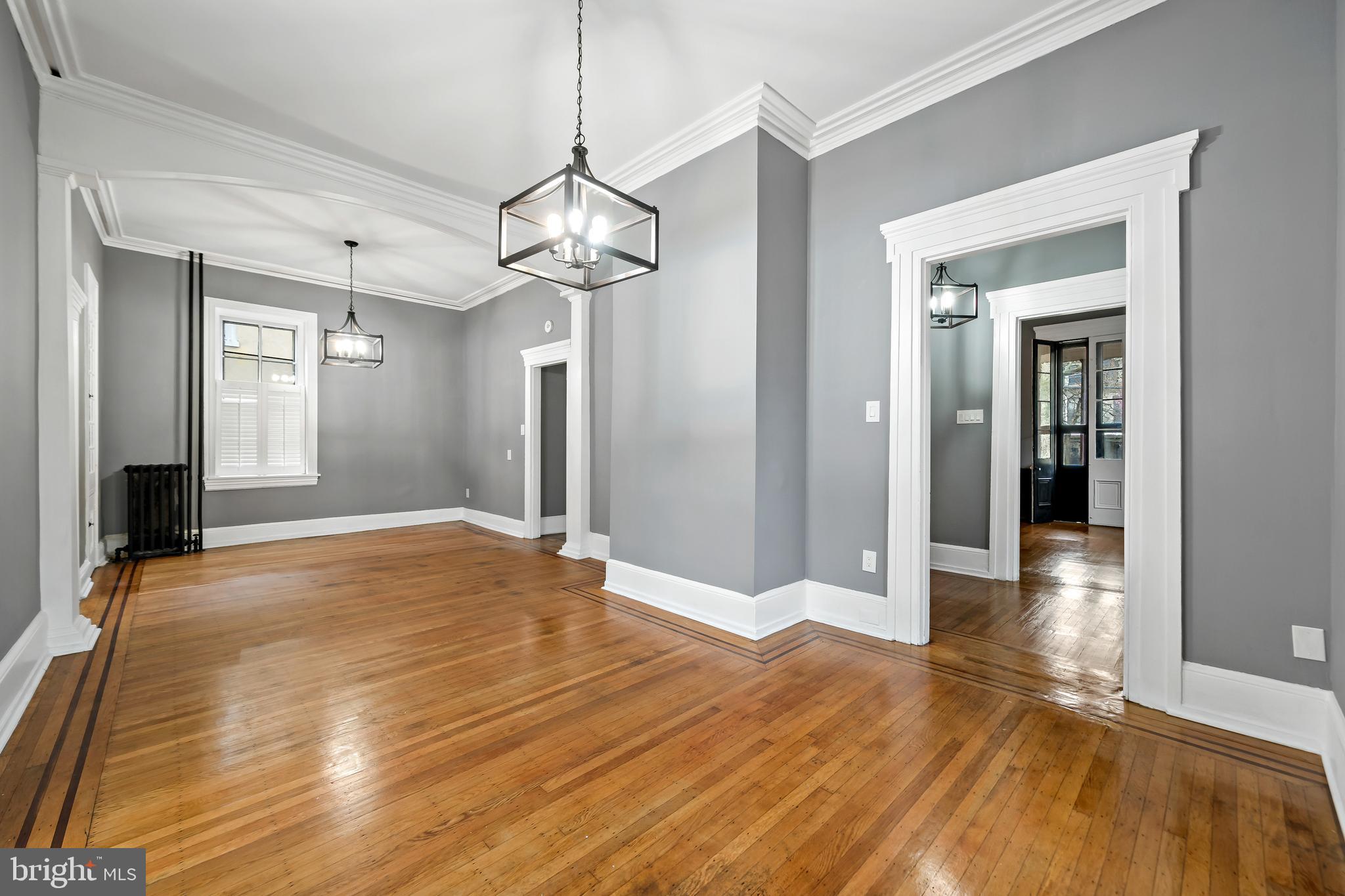 458 E LOCUST AVENUE