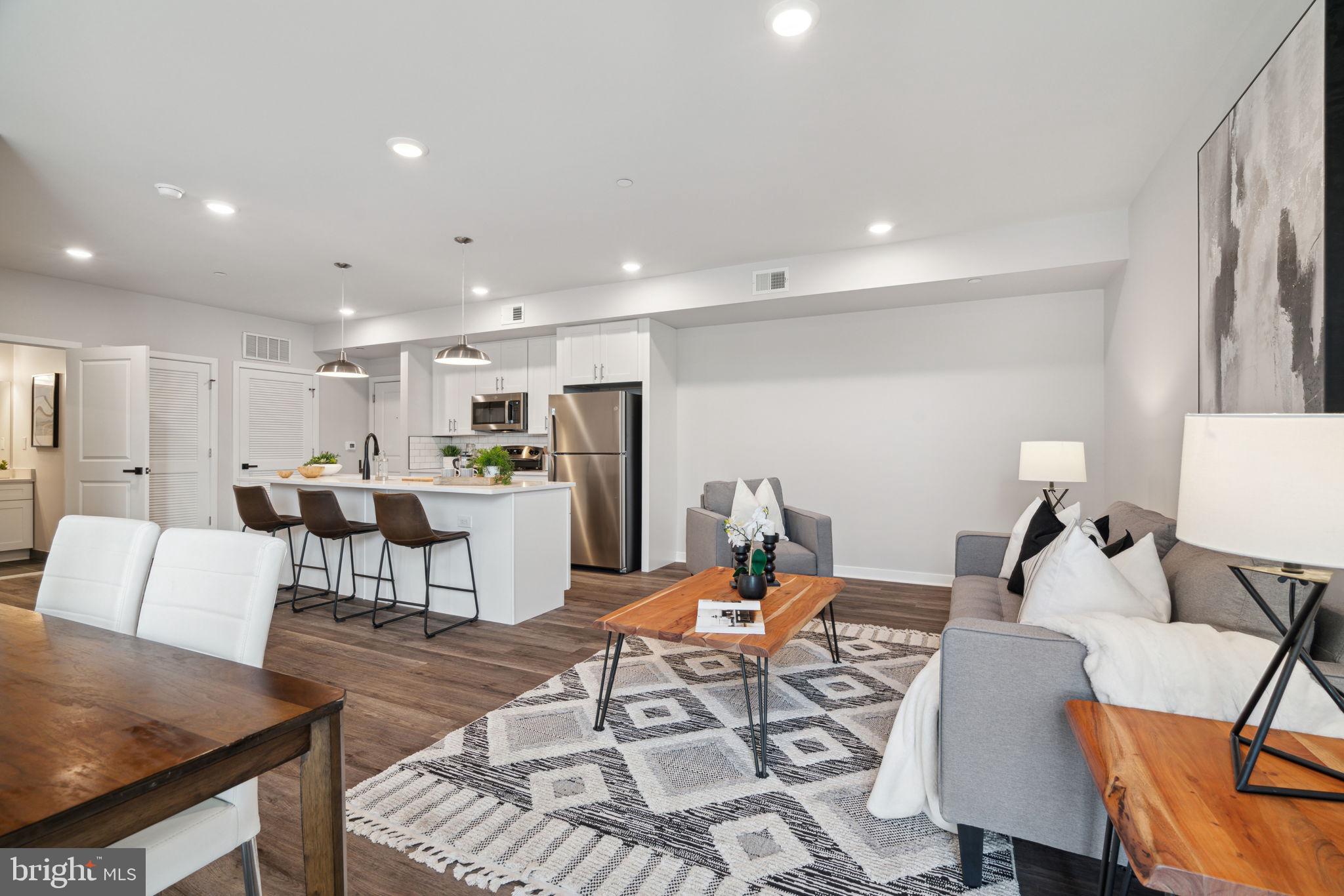 101 W OXFORD STREET 503