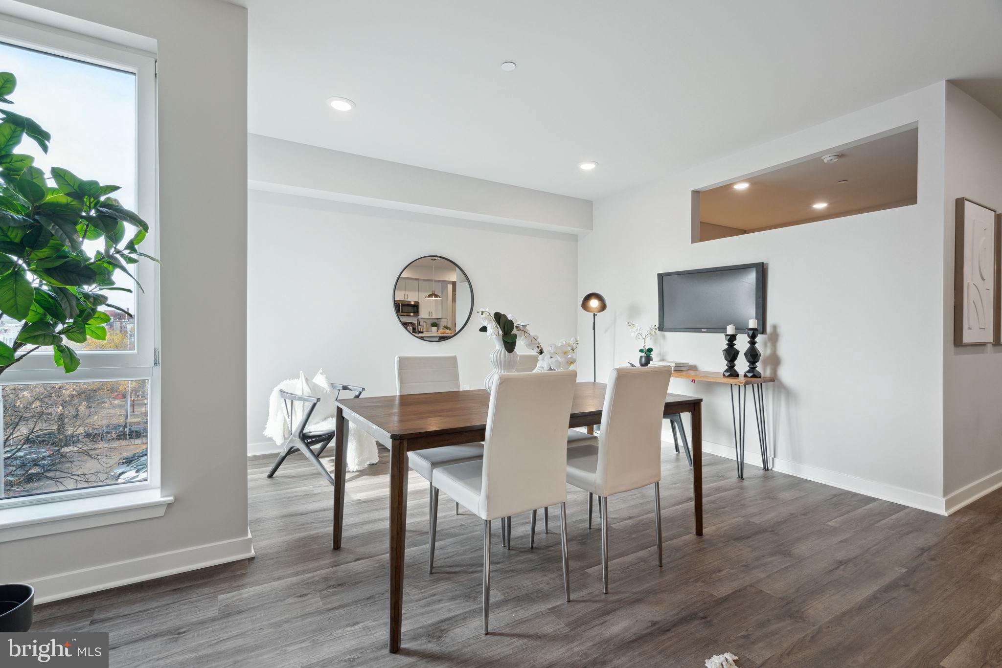 101 W OXFORD STREET 503