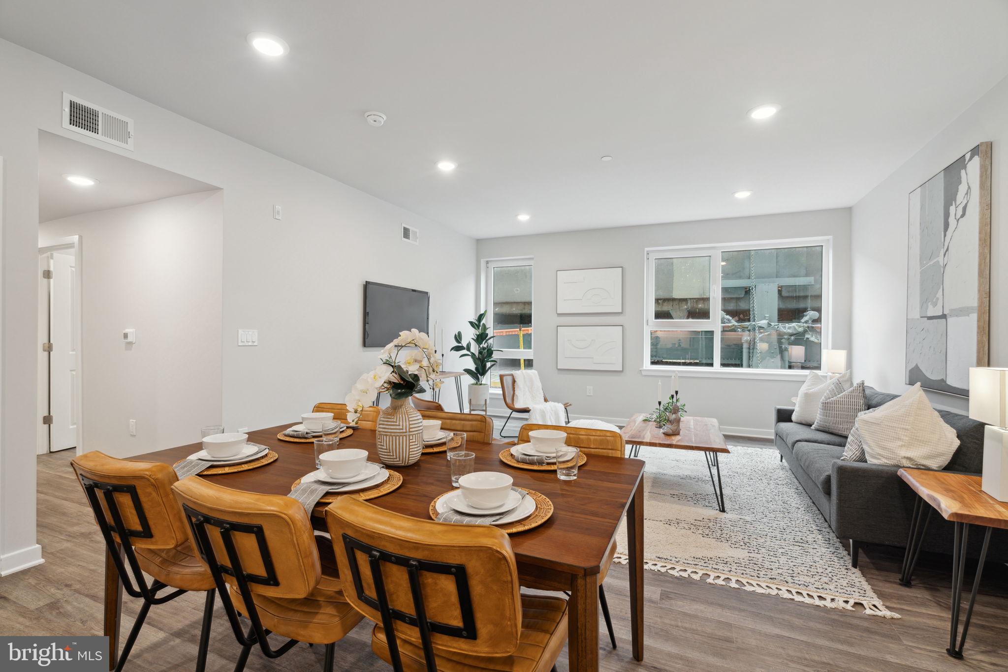 101 W OXFORD STREET 504