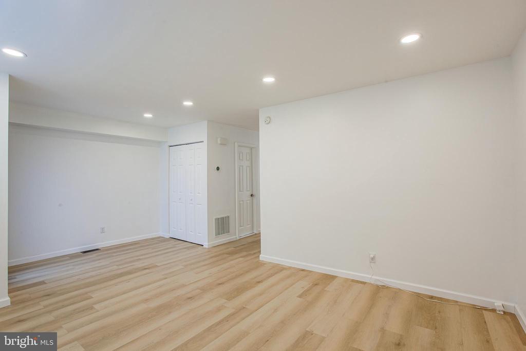 2120 N 11TH STREET
