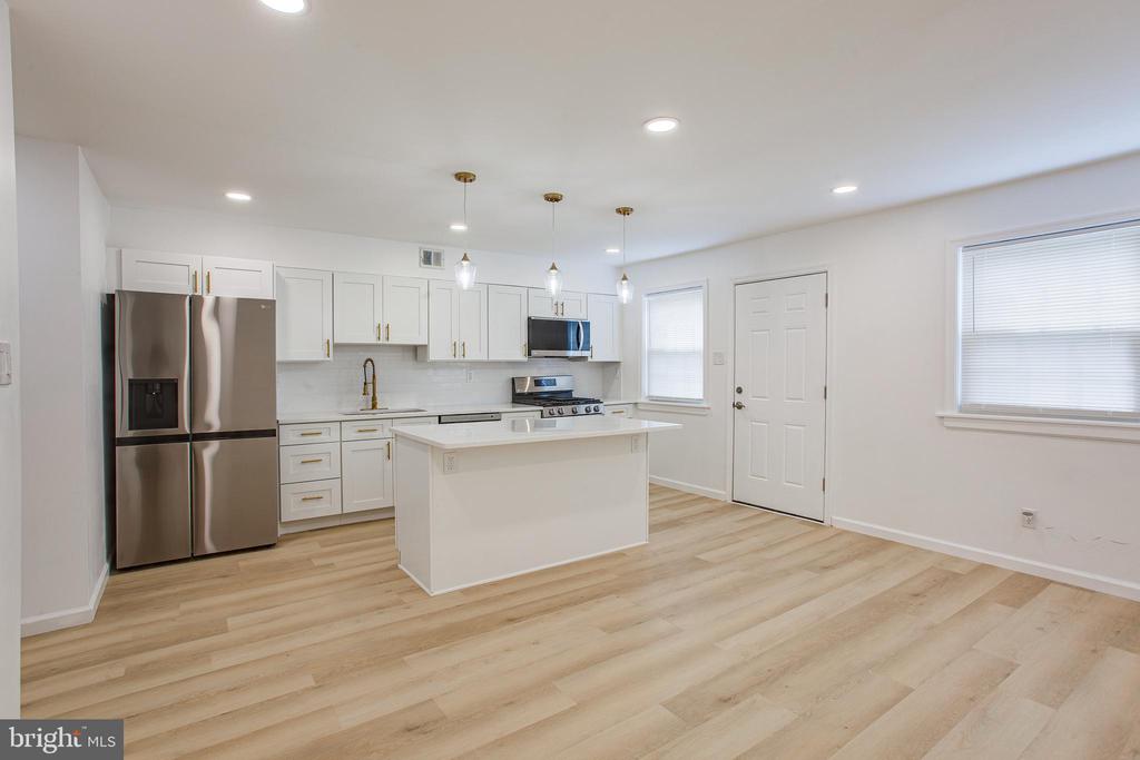 2120 N 11TH STREET
