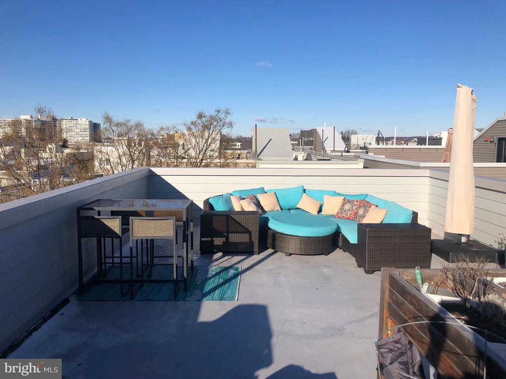 734 N 19TH STREET 4