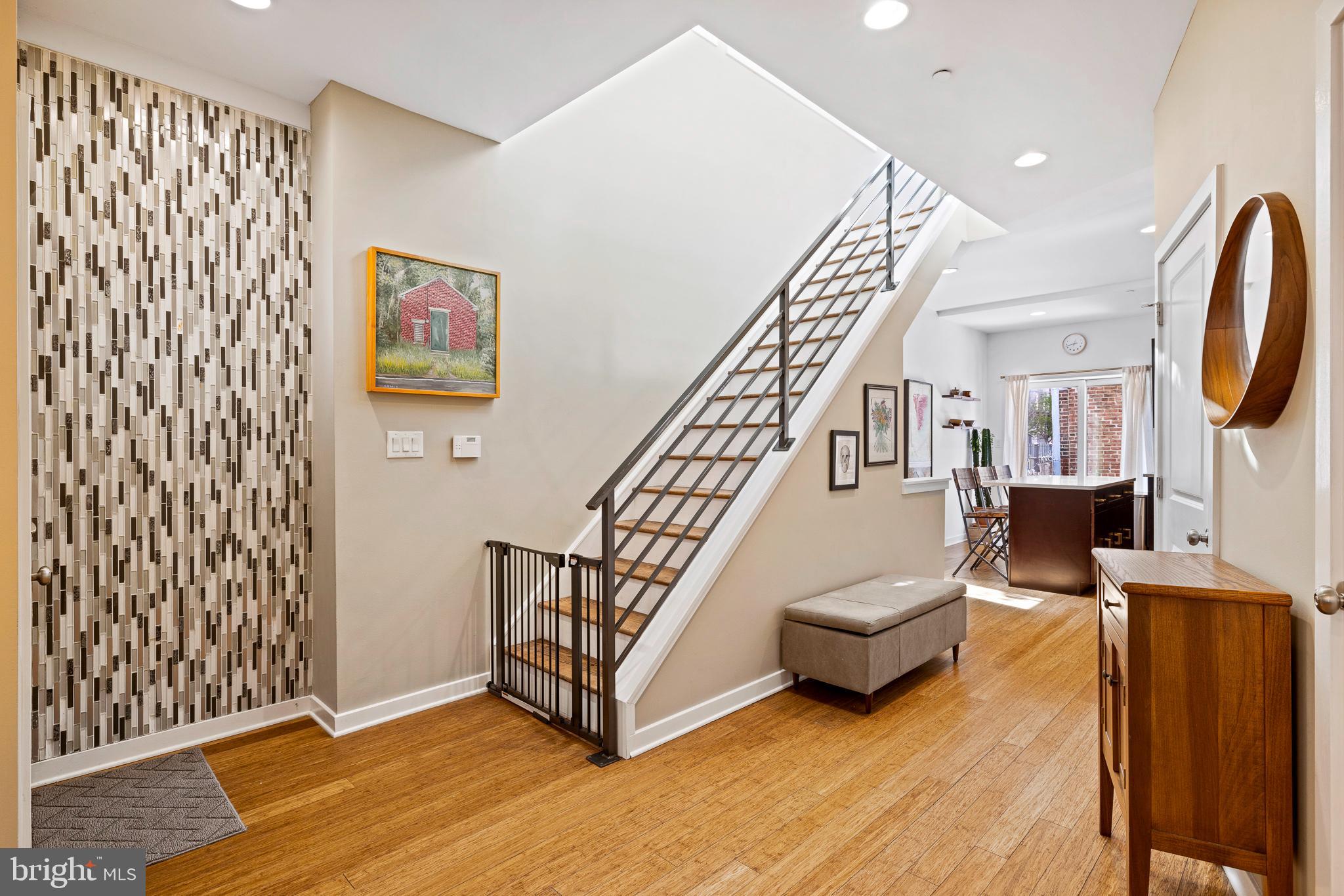 902 NEW MARKET STREET
