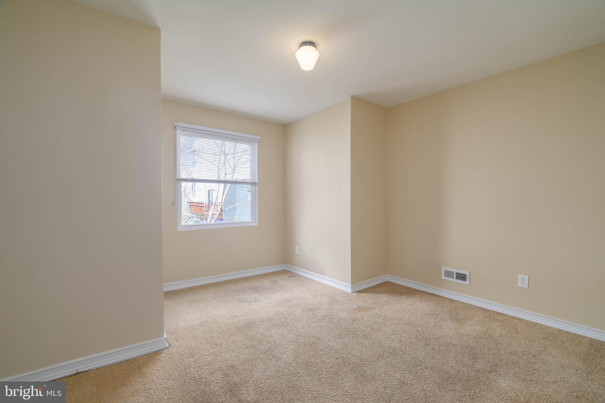 1252 S 19TH STREET