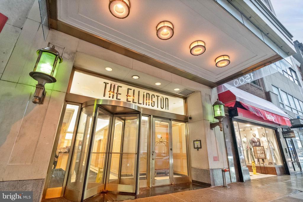 1500 CHESTNUT STREET 18H