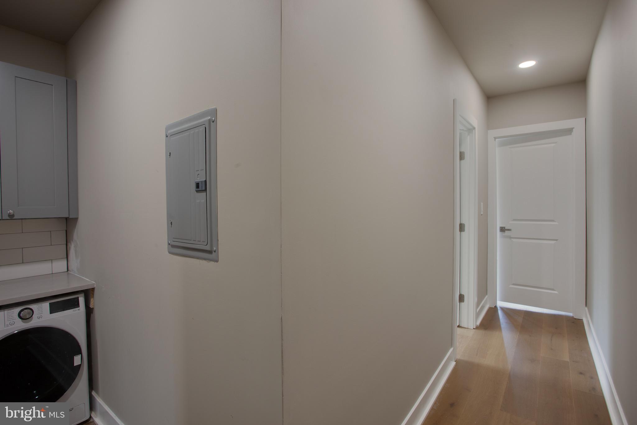 854 N 25TH STREET