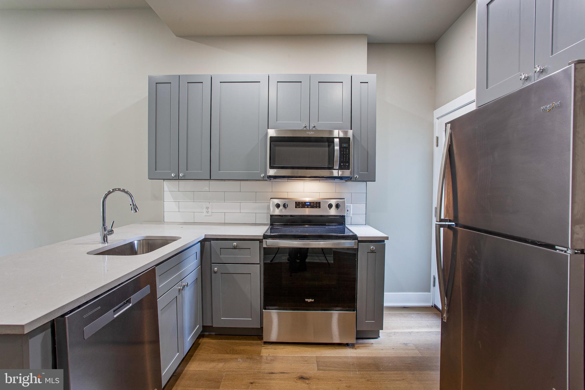 854 N 25TH STREET