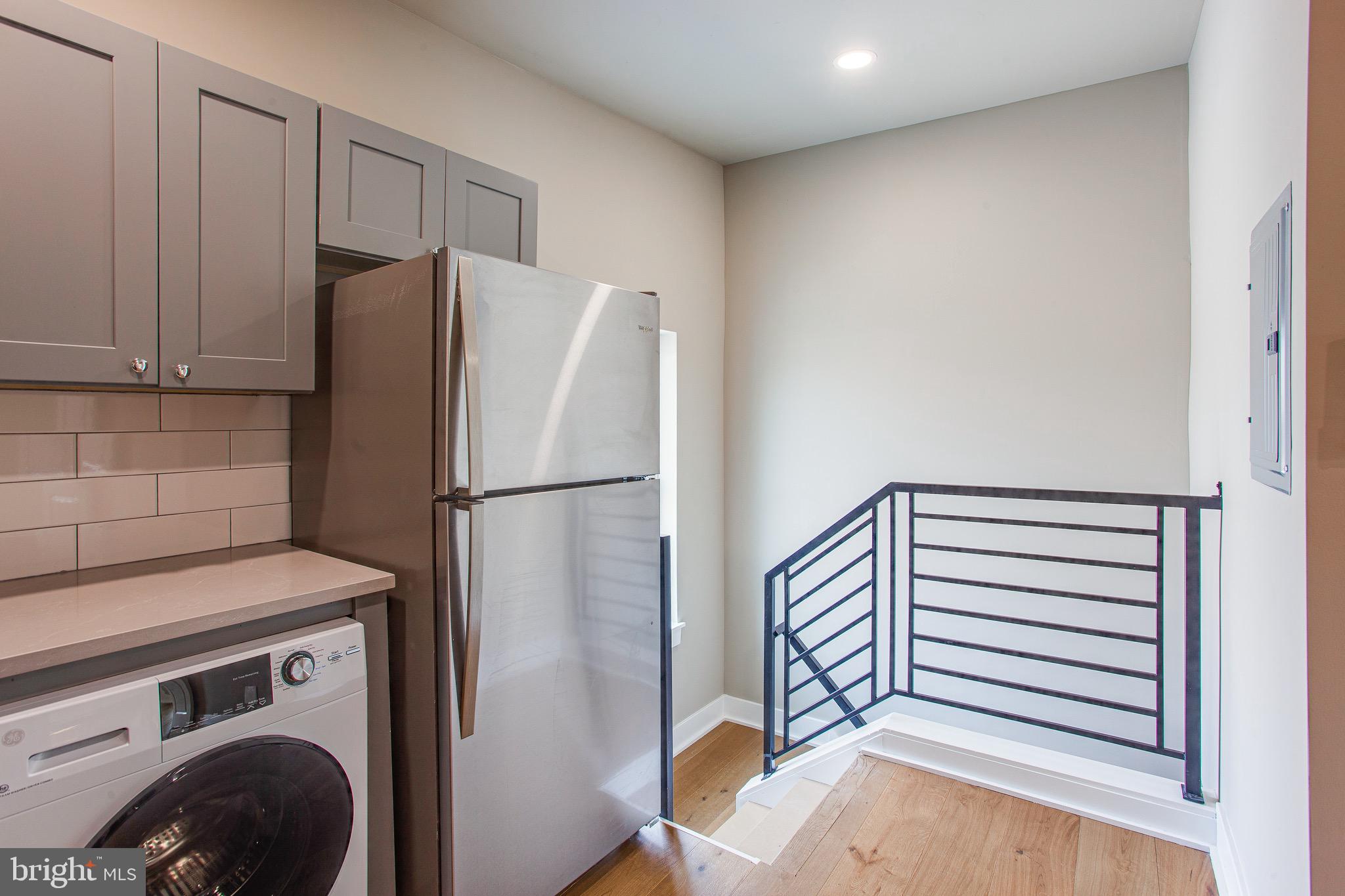 854 N 25TH STREET