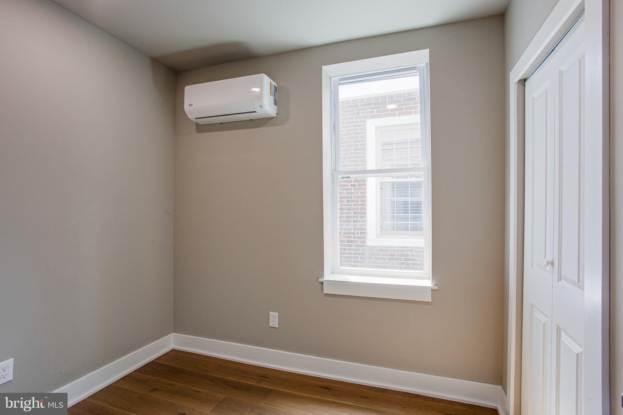 854 N 25TH STREET